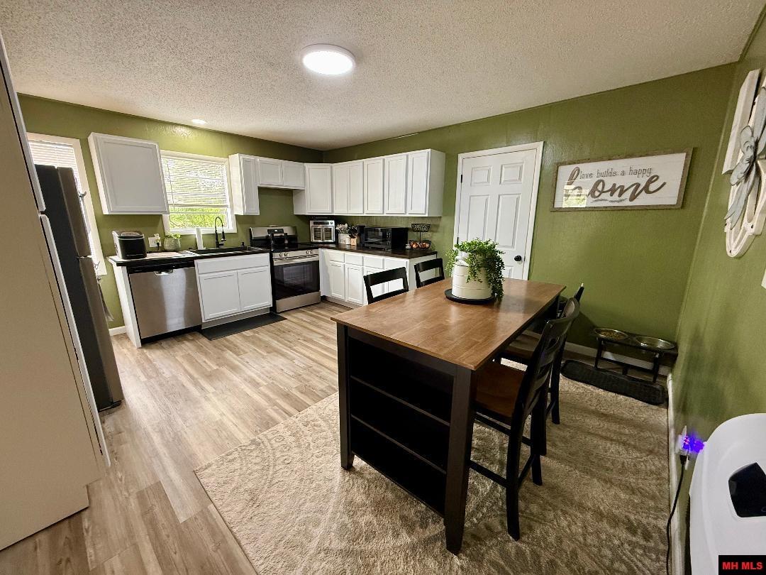 5173 Old Military Road