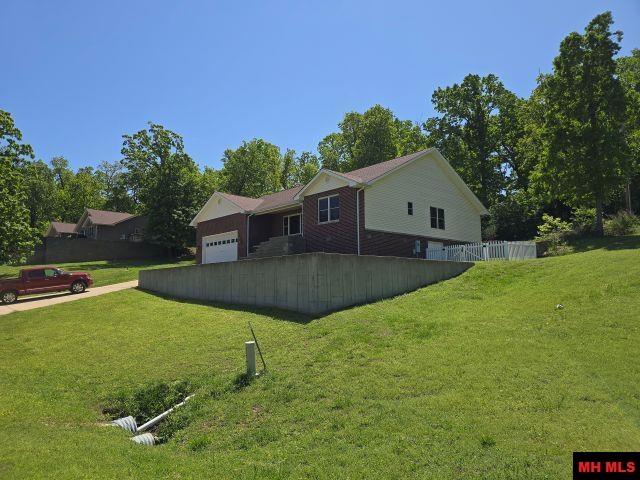 117 FERNCLIFF POINT Bull Shoals, AR 72619