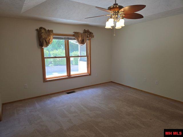 117 FERNCLIFF POINT Bull Shoals, AR 72619