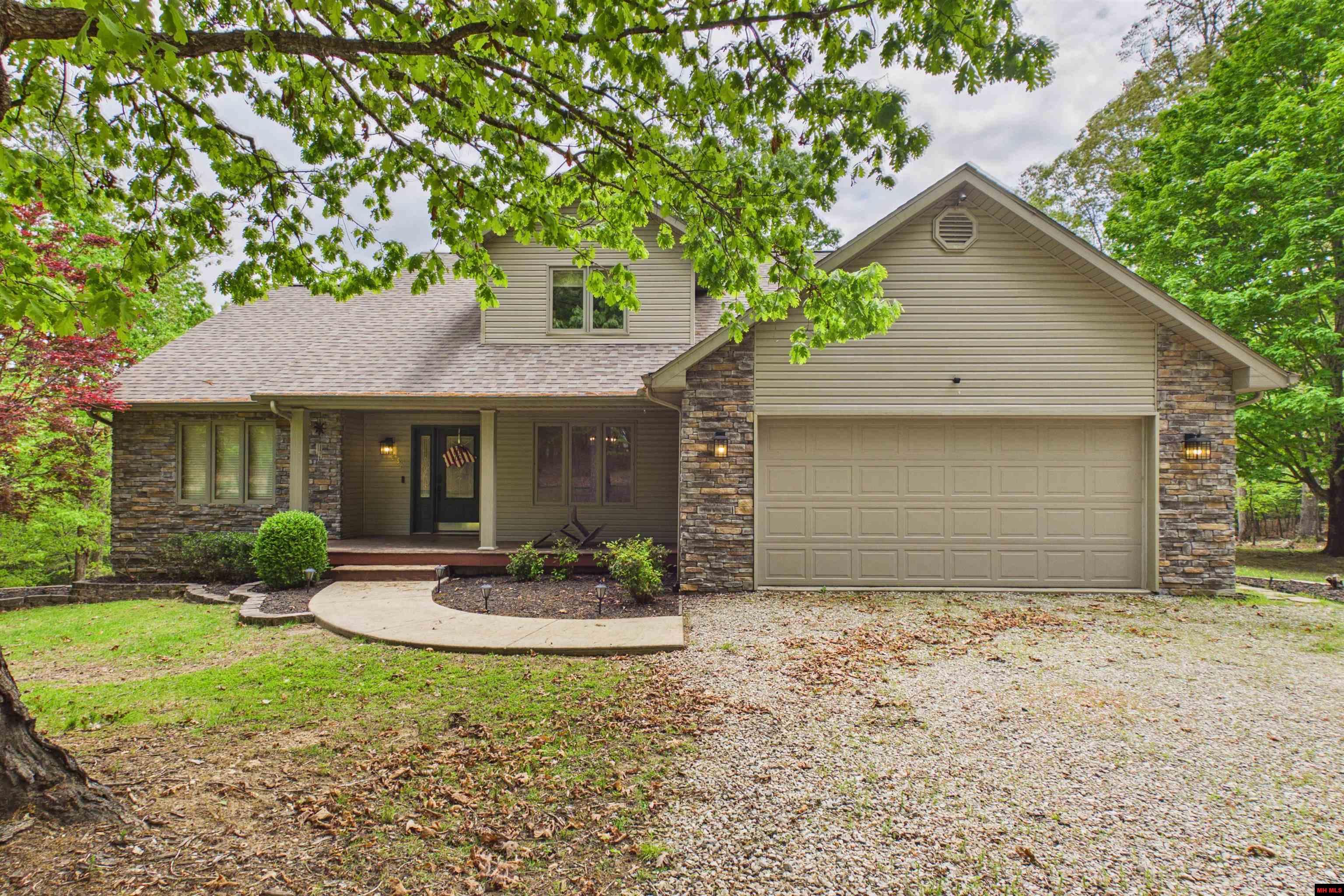 438 MC 186 Oakland, AR 72661