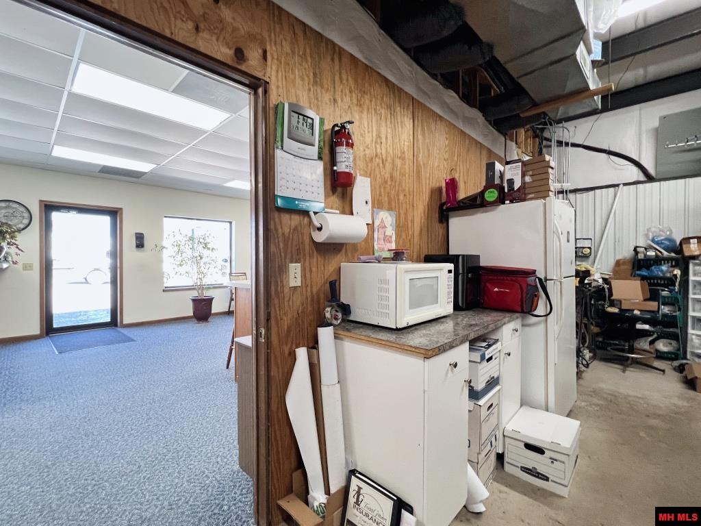 2429 HWY 62 EAST Mountain Home, AR