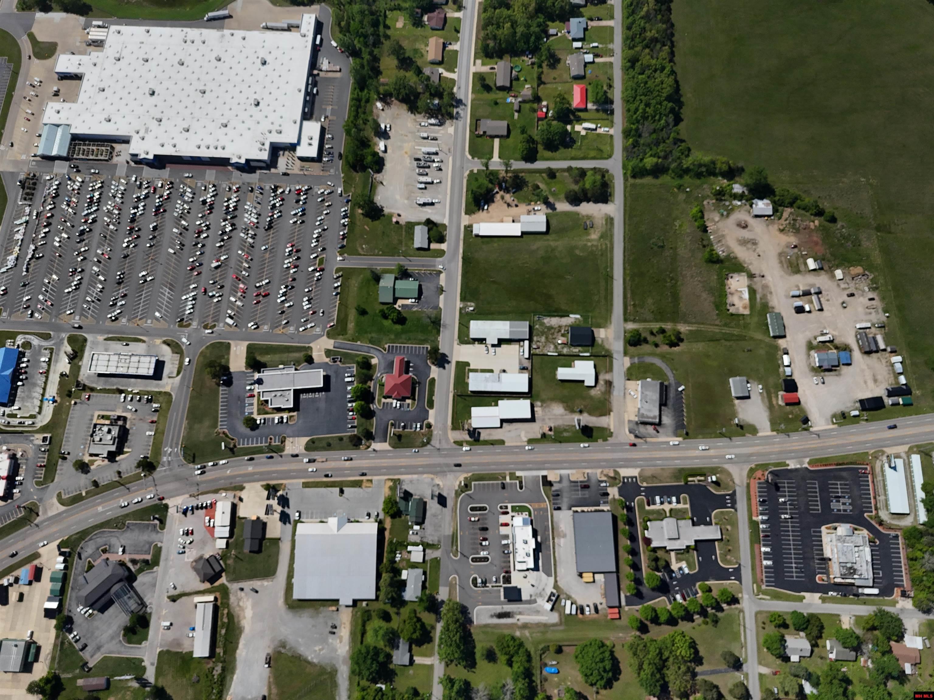 2429 HWY 62 EAST Mountain Home, AR