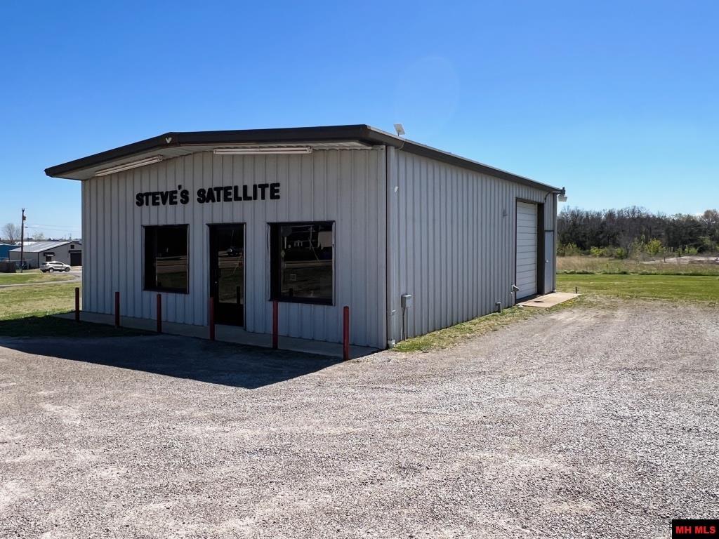 2429 HWY 62 EAST Mountain Home, AR