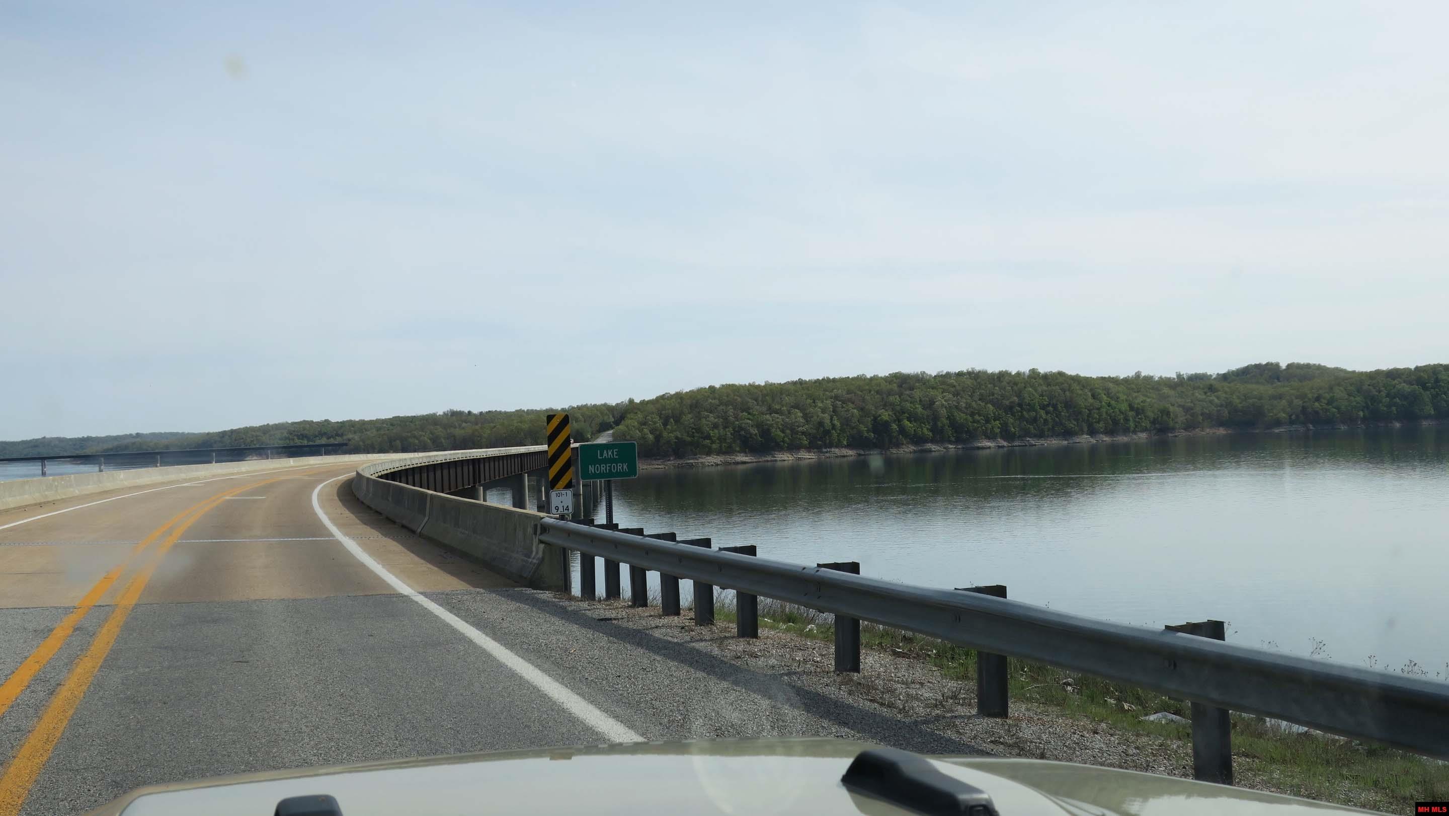 001-03665-000 Hwy 101