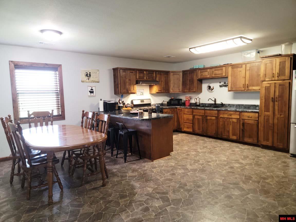 4133 EASY K ROAD Franklin, AR