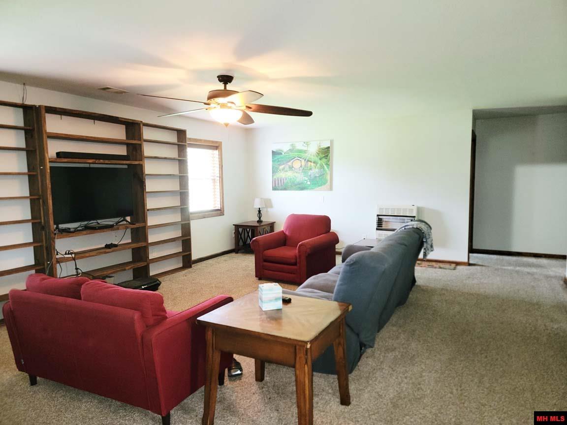 4133 EASY K ROAD Franklin, AR 72536