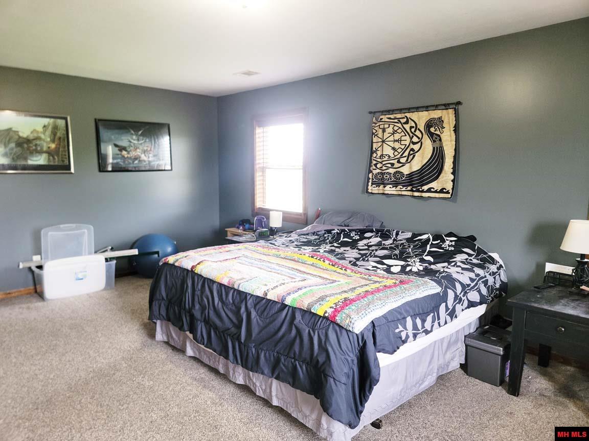 4133 EASY K ROAD Franklin, AR 72536