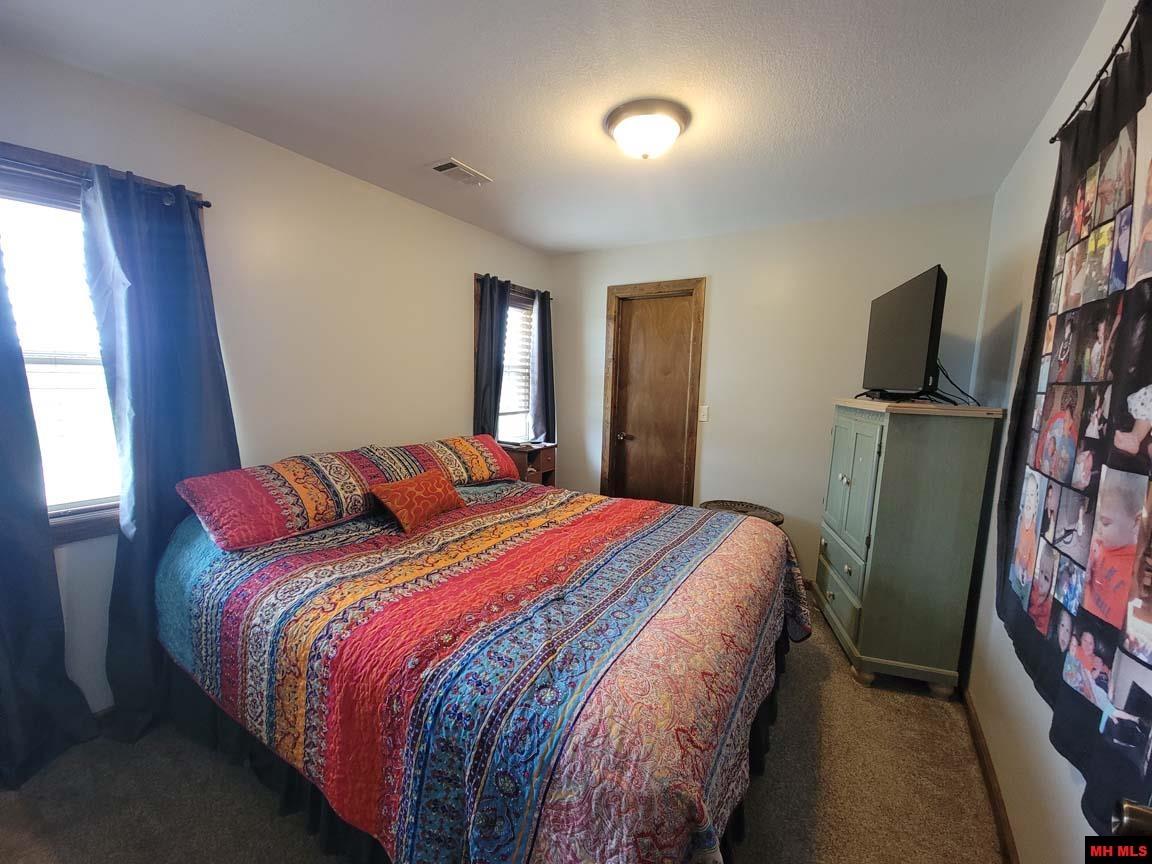 4133 EASY K ROAD Franklin, AR 72536