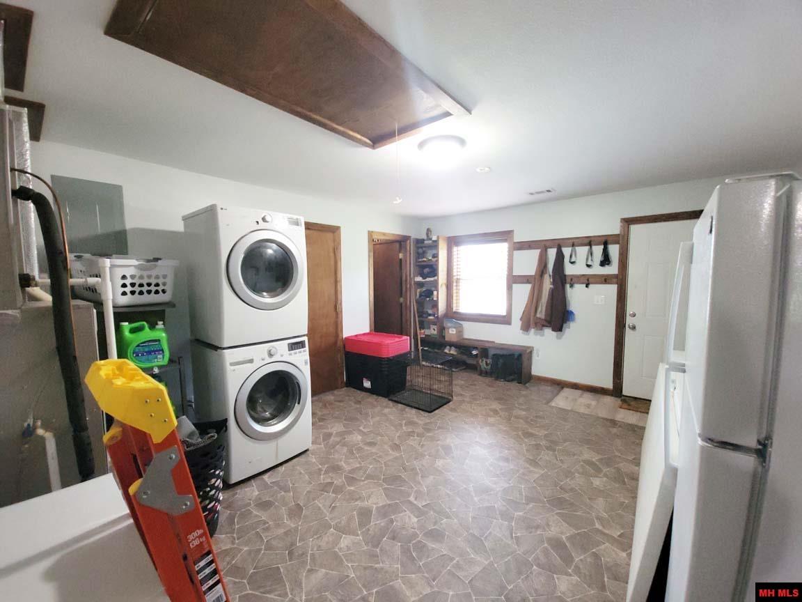 4133 EASY K ROAD Franklin, AR 72536