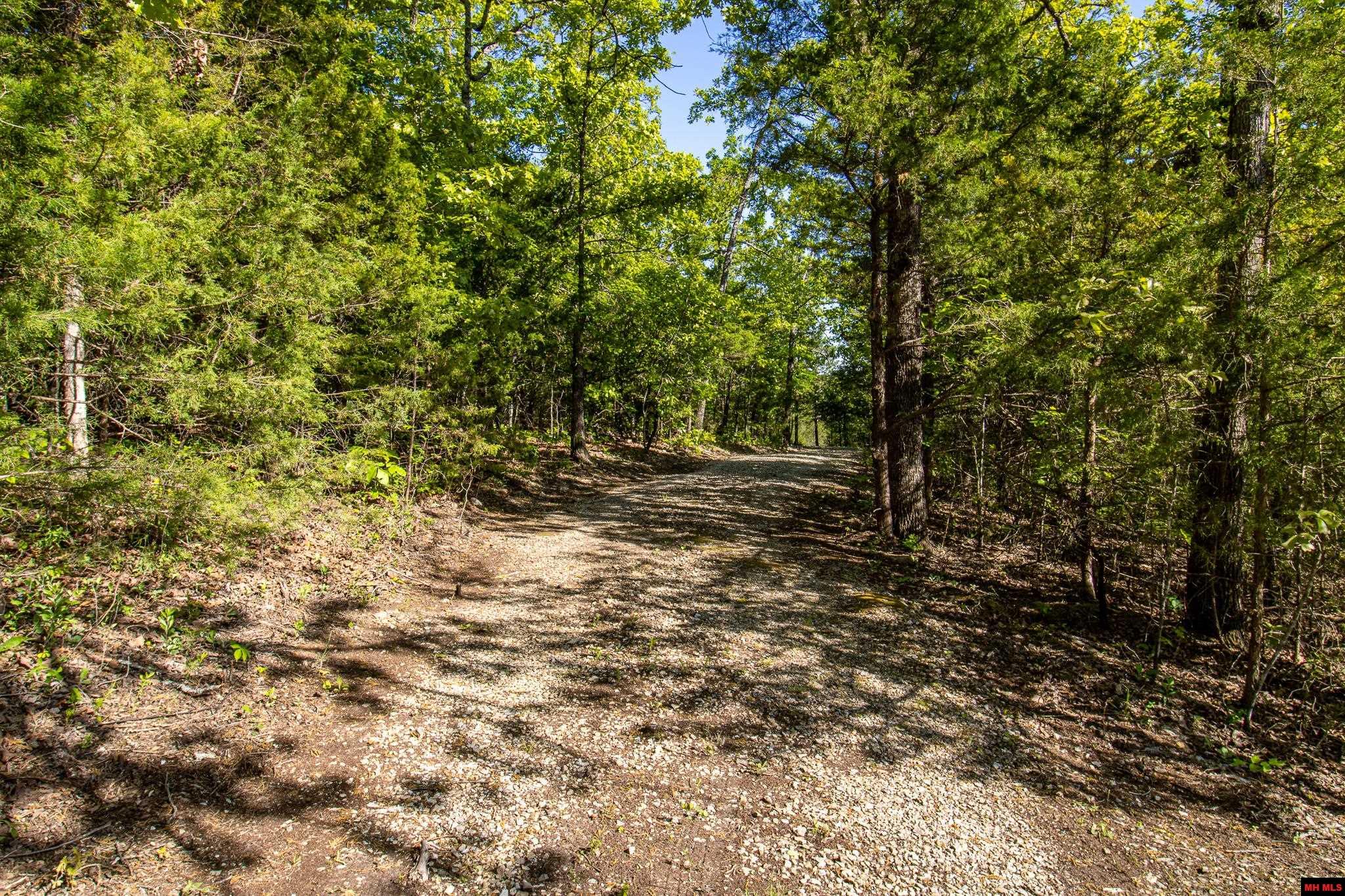 002-02964-000 Cr 476