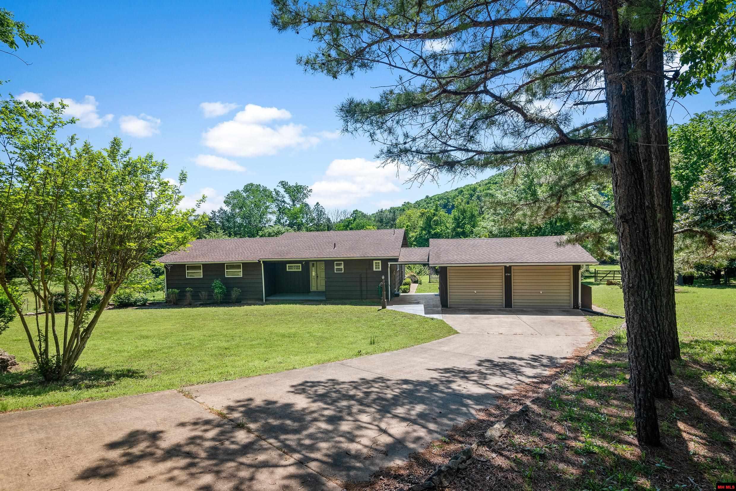 6764 BUFFALO ROAD Mountain Home, AR 72653