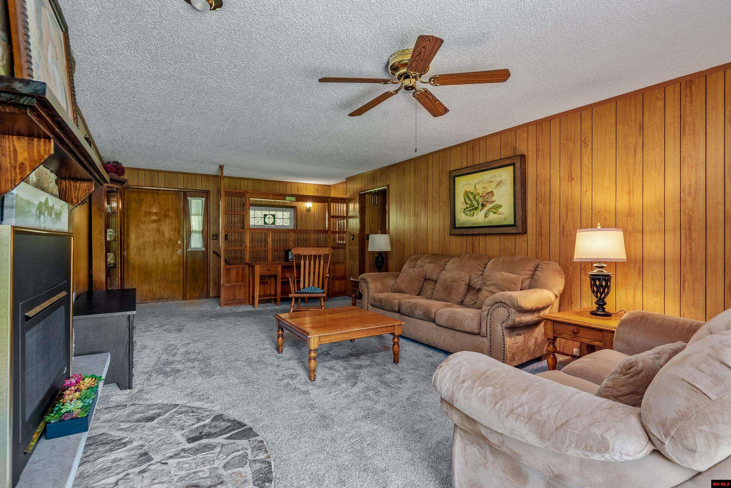 6764 BUFFALO ROAD Mountain Home, AR 72653