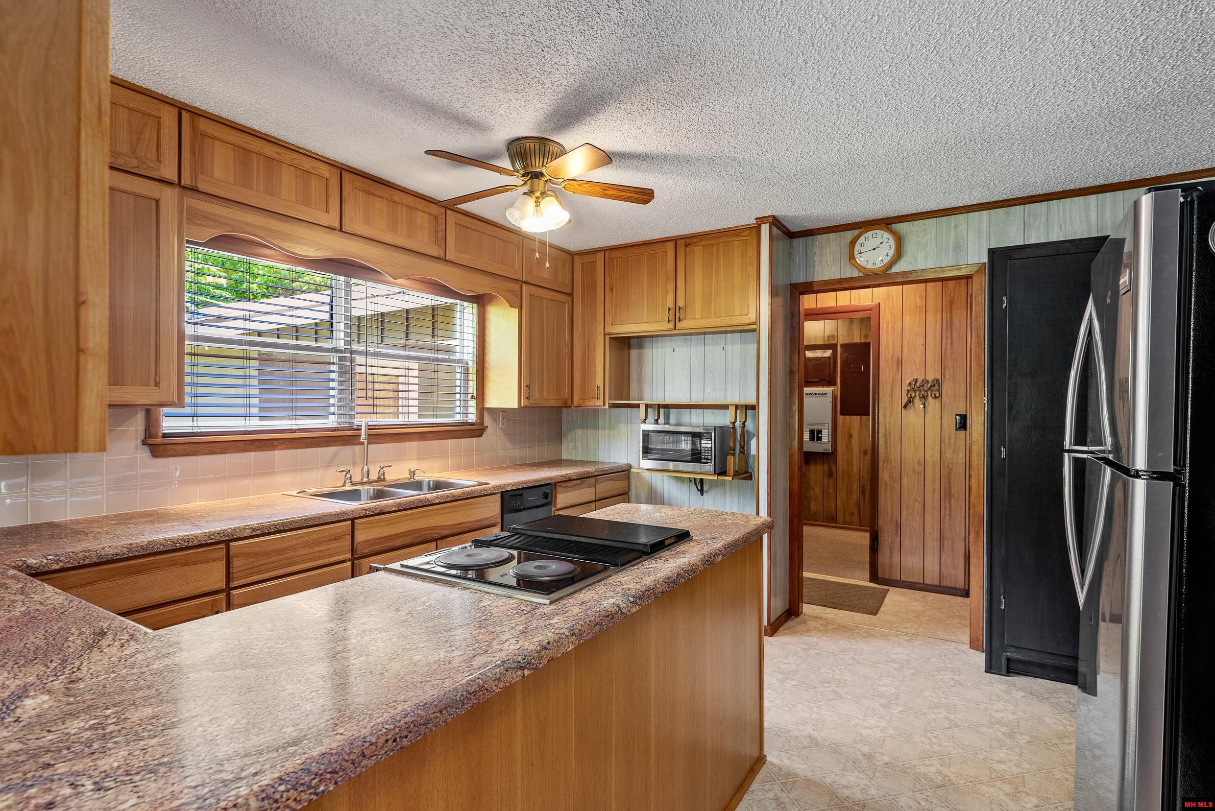 6764 BUFFALO ROAD Mountain Home, AR 72653