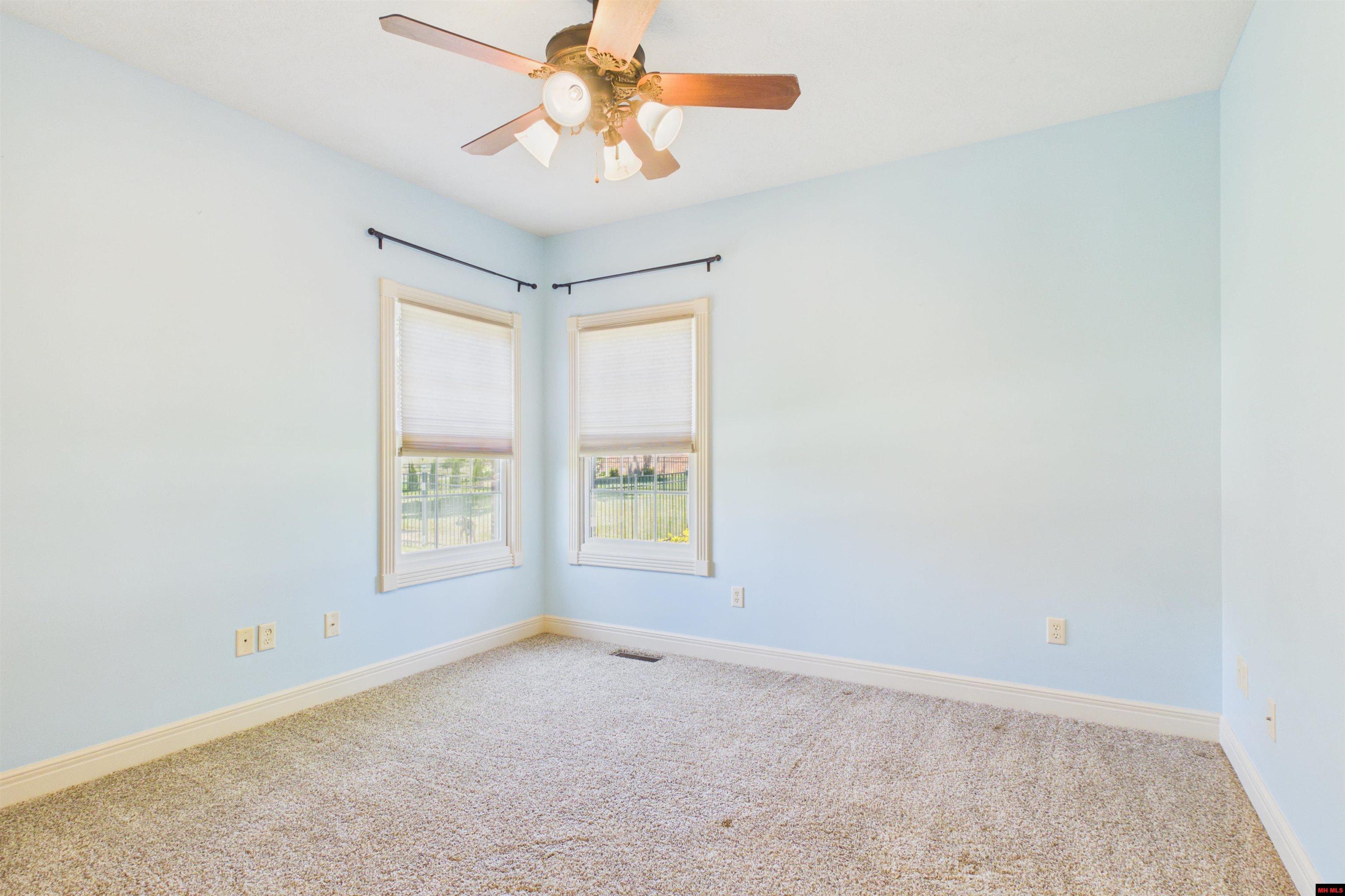 54 OAKMONT DRIVE Mountain Home, AR 72653