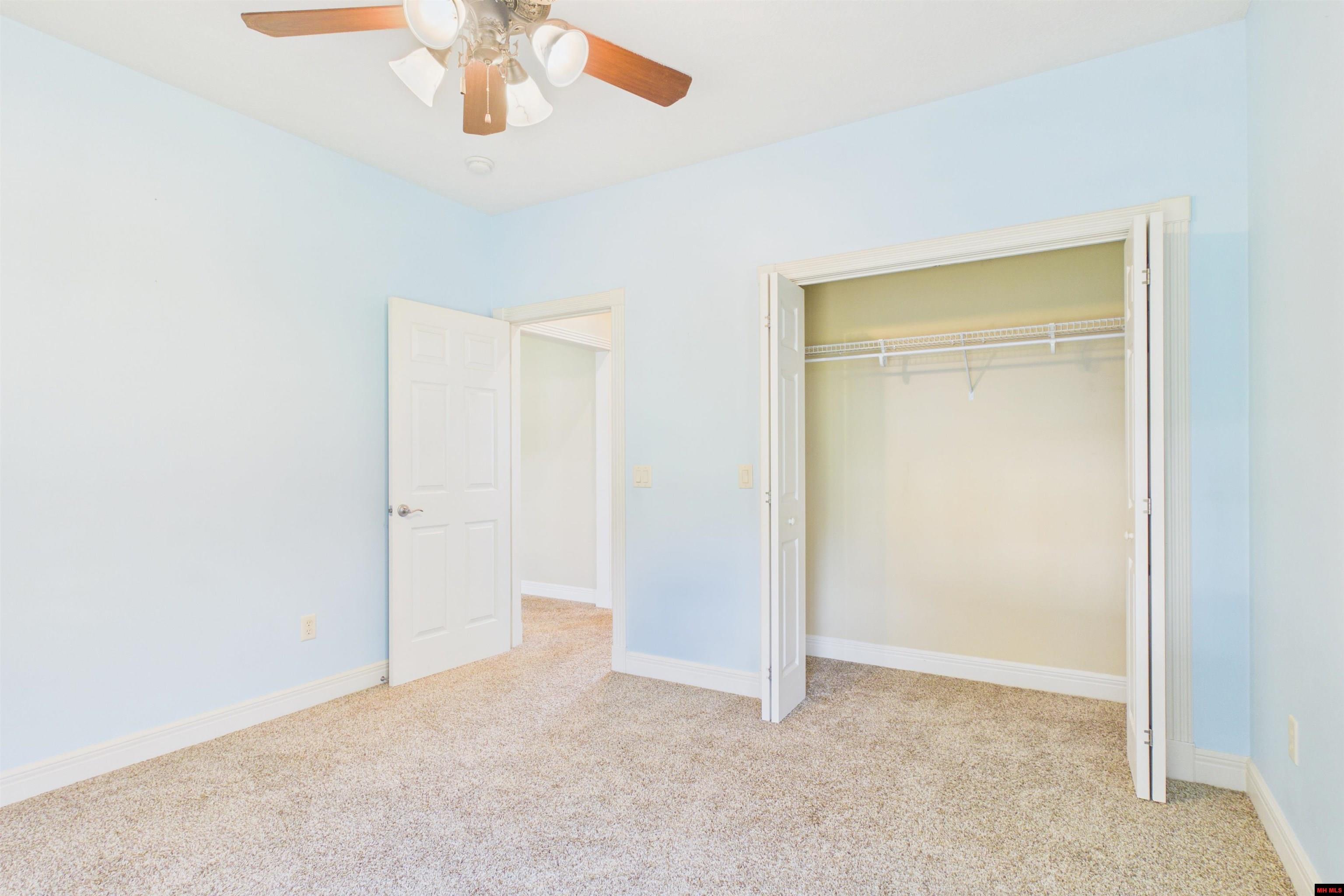 54 OAKMONT DRIVE Mountain Home, AR 72653
