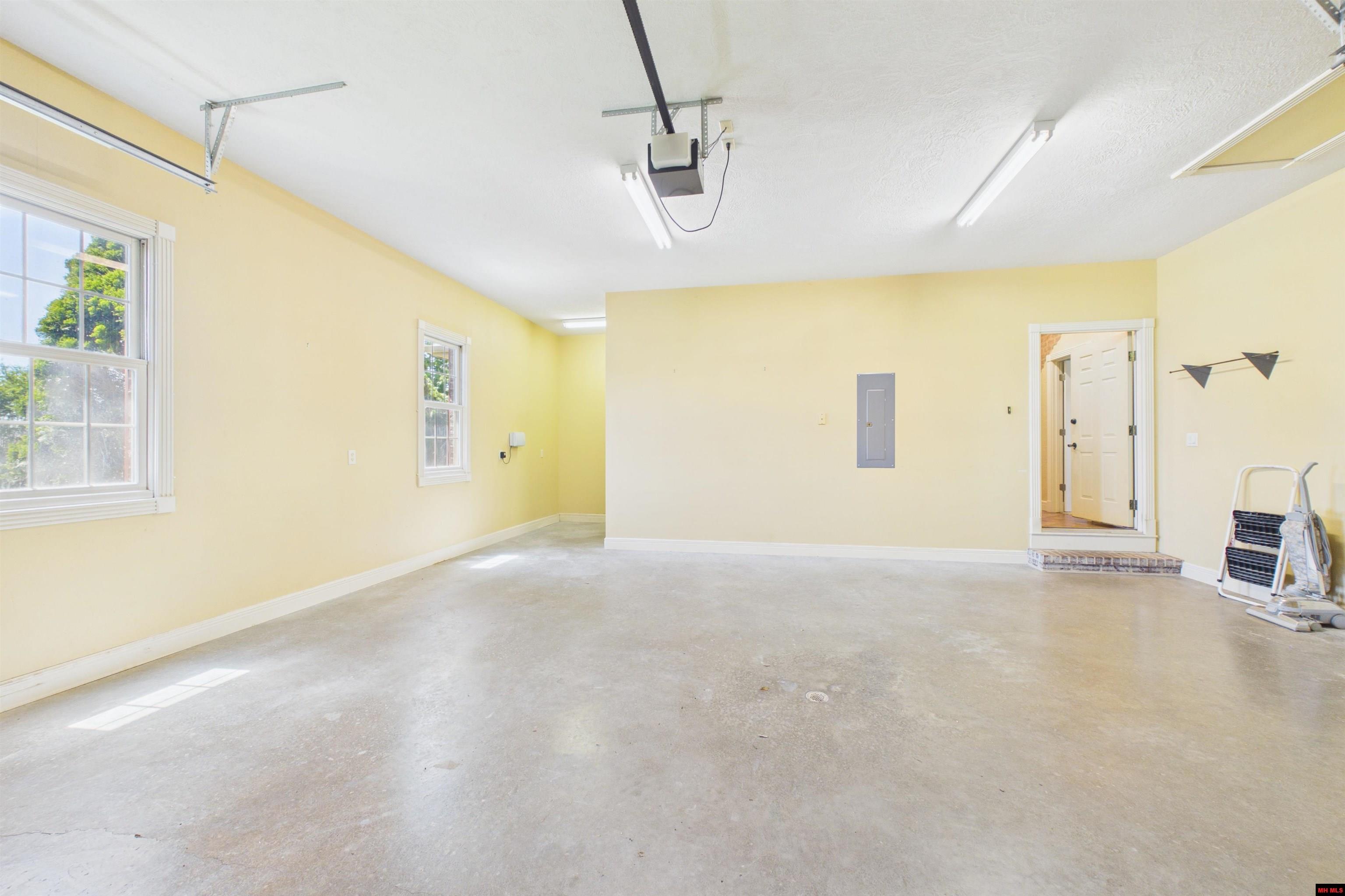 54 OAKMONT DRIVE Mountain Home, AR 72653