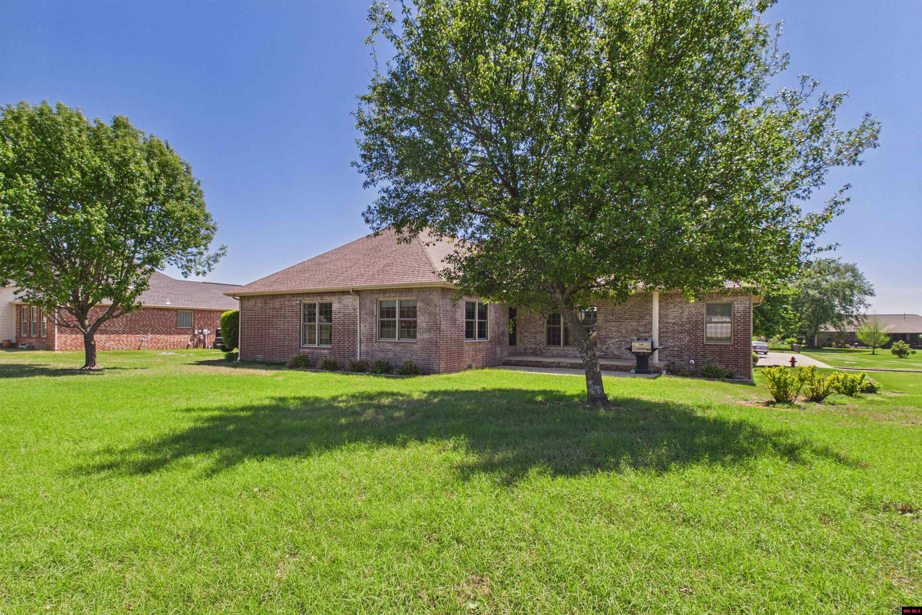 54 OAKMONT DRIVE Mountain Home, AR 72653