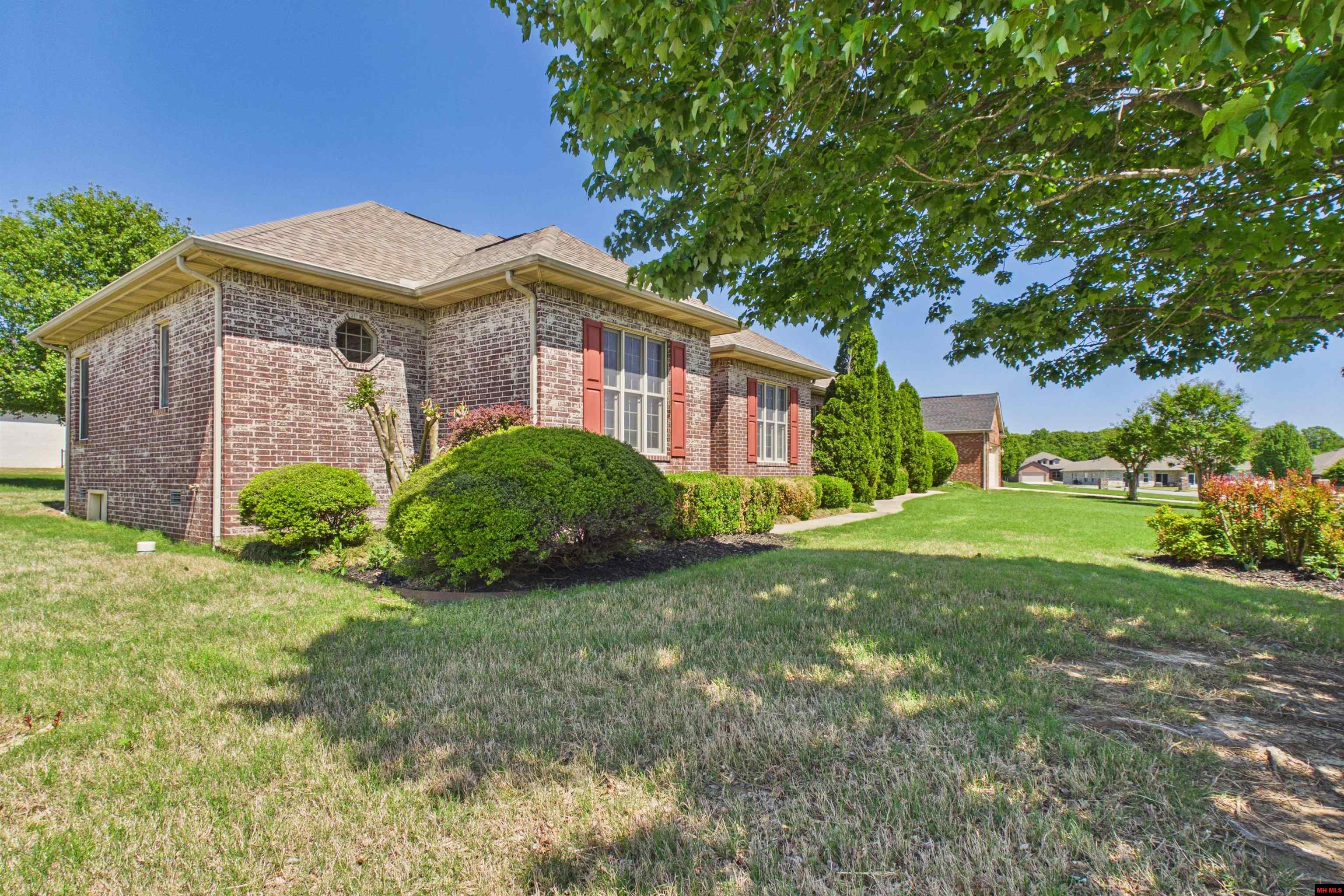 54 OAKMONT DRIVE Mountain Home, AR 72653