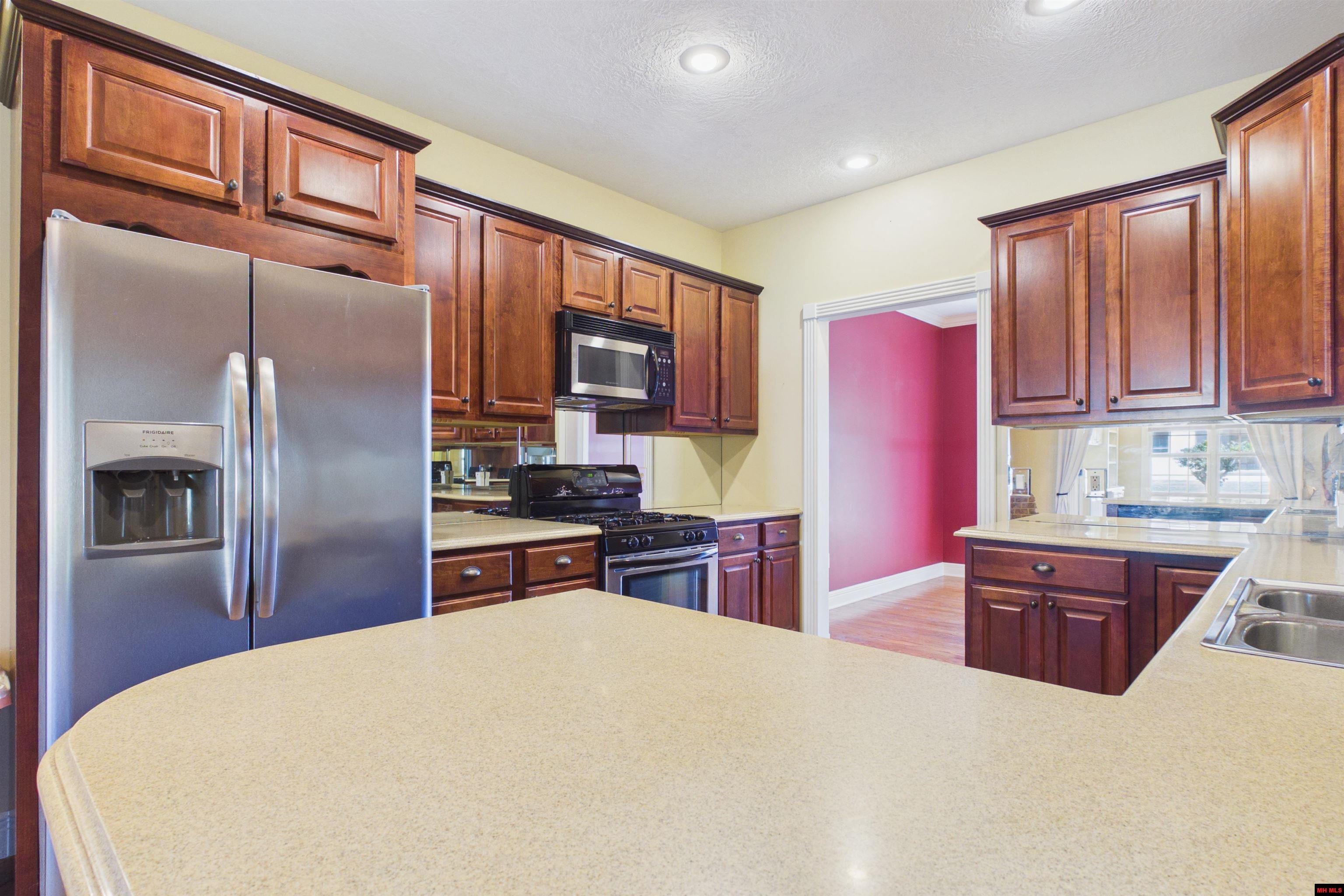 54 OAKMONT DRIVE Mountain Home, AR 72653