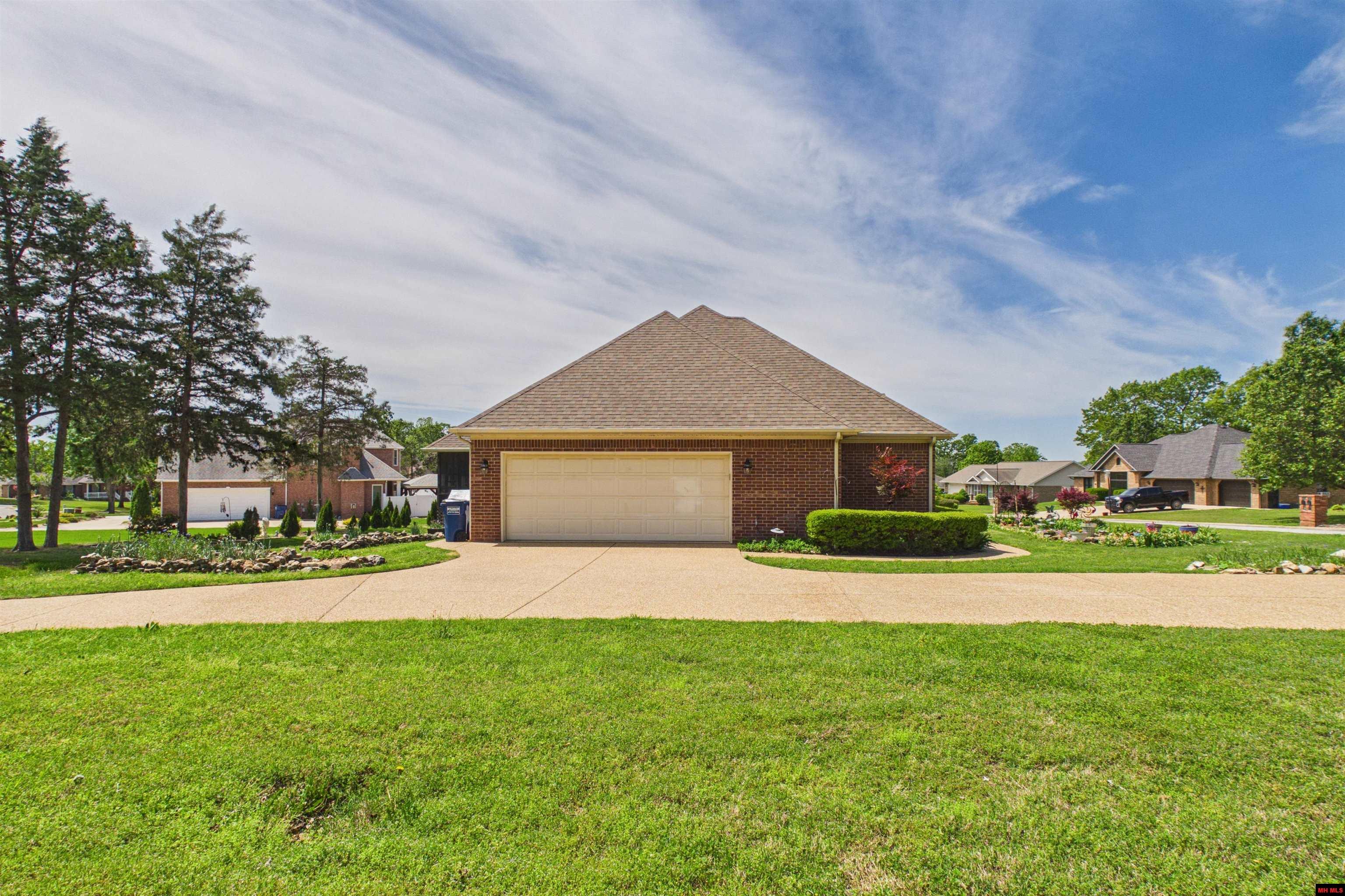 1911 OSAGE LANE Mountain Home, AR 72653