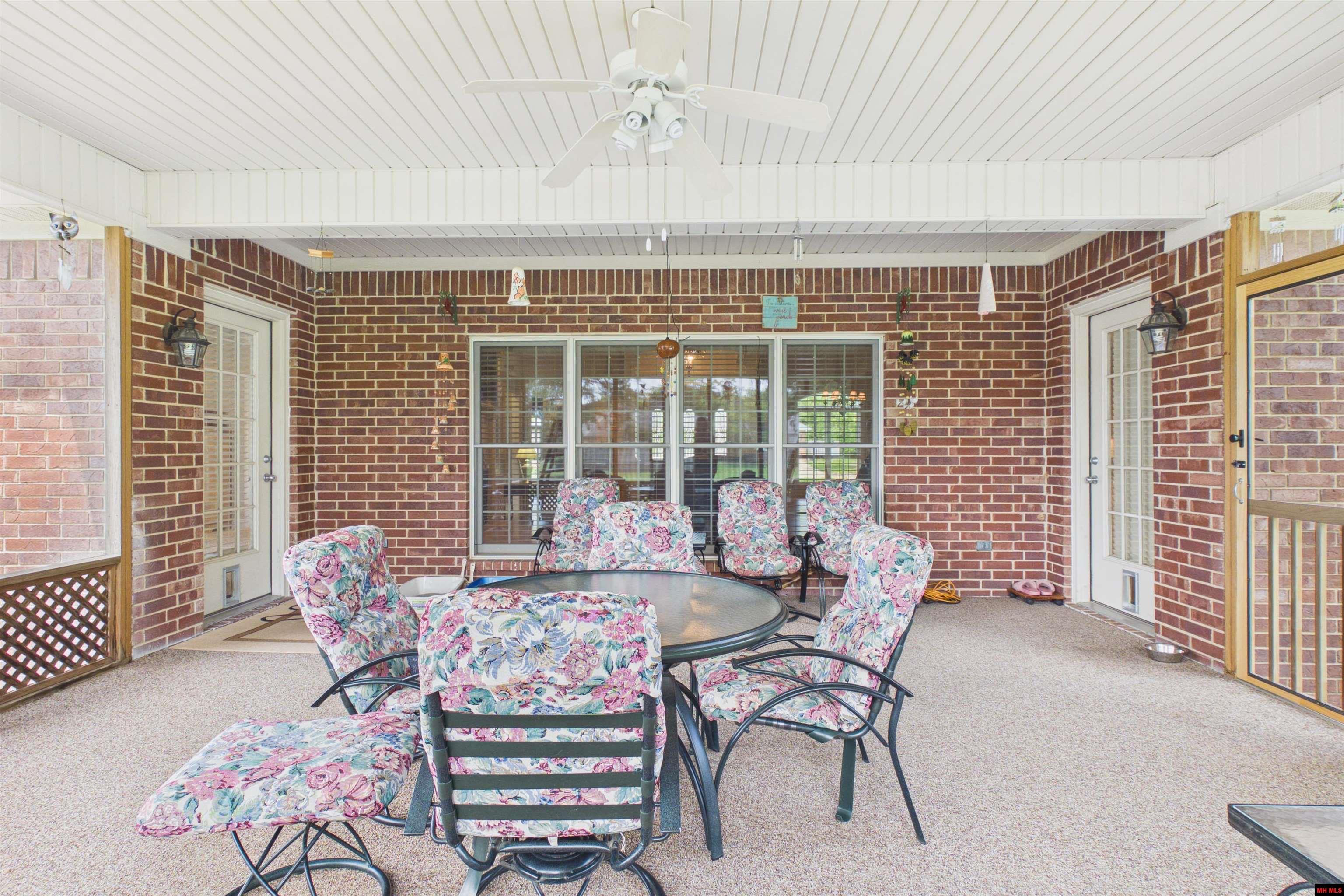 1911 OSAGE LANE Mountain Home, AR 72653