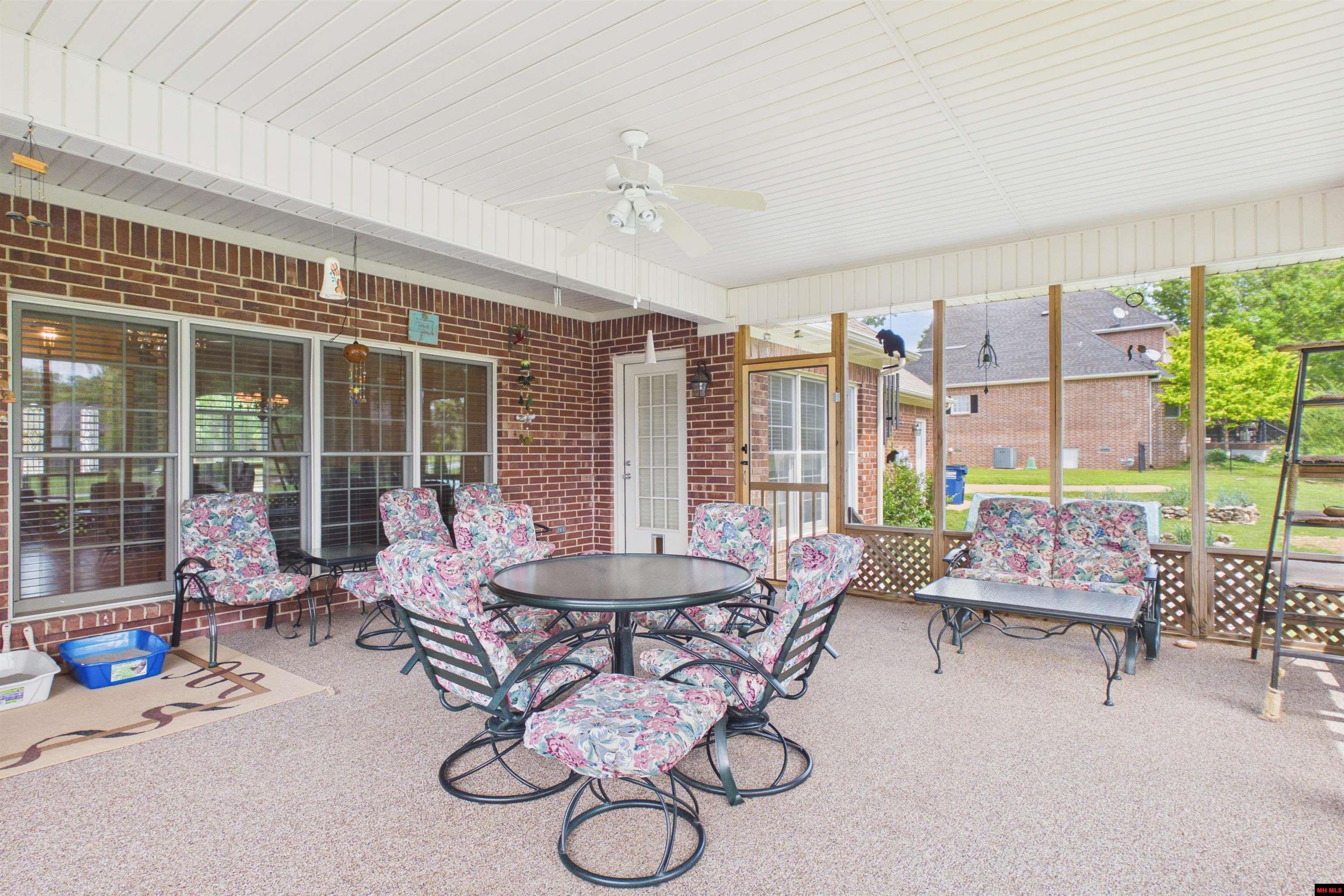 1911 OSAGE LANE Mountain Home, AR 72653