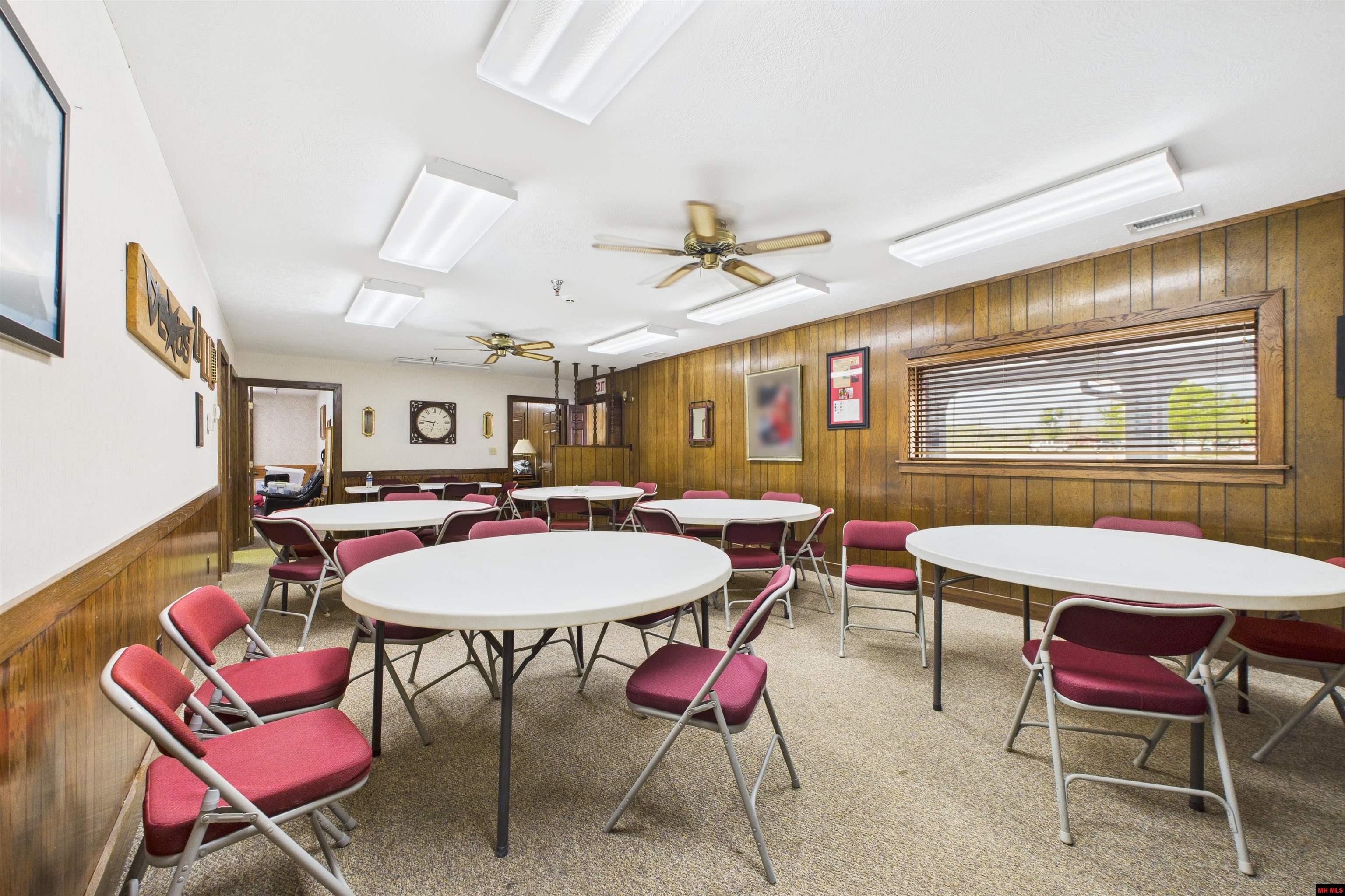 25 AIRPORT ROAD Flippin, AR