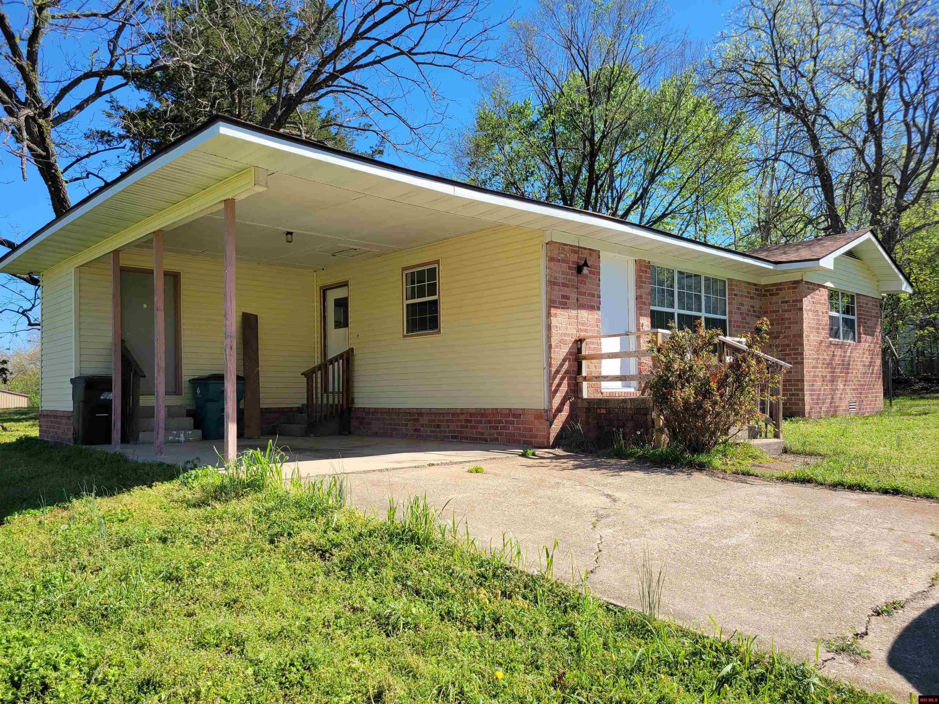 600 ELM STREET Gassville, AR 72635