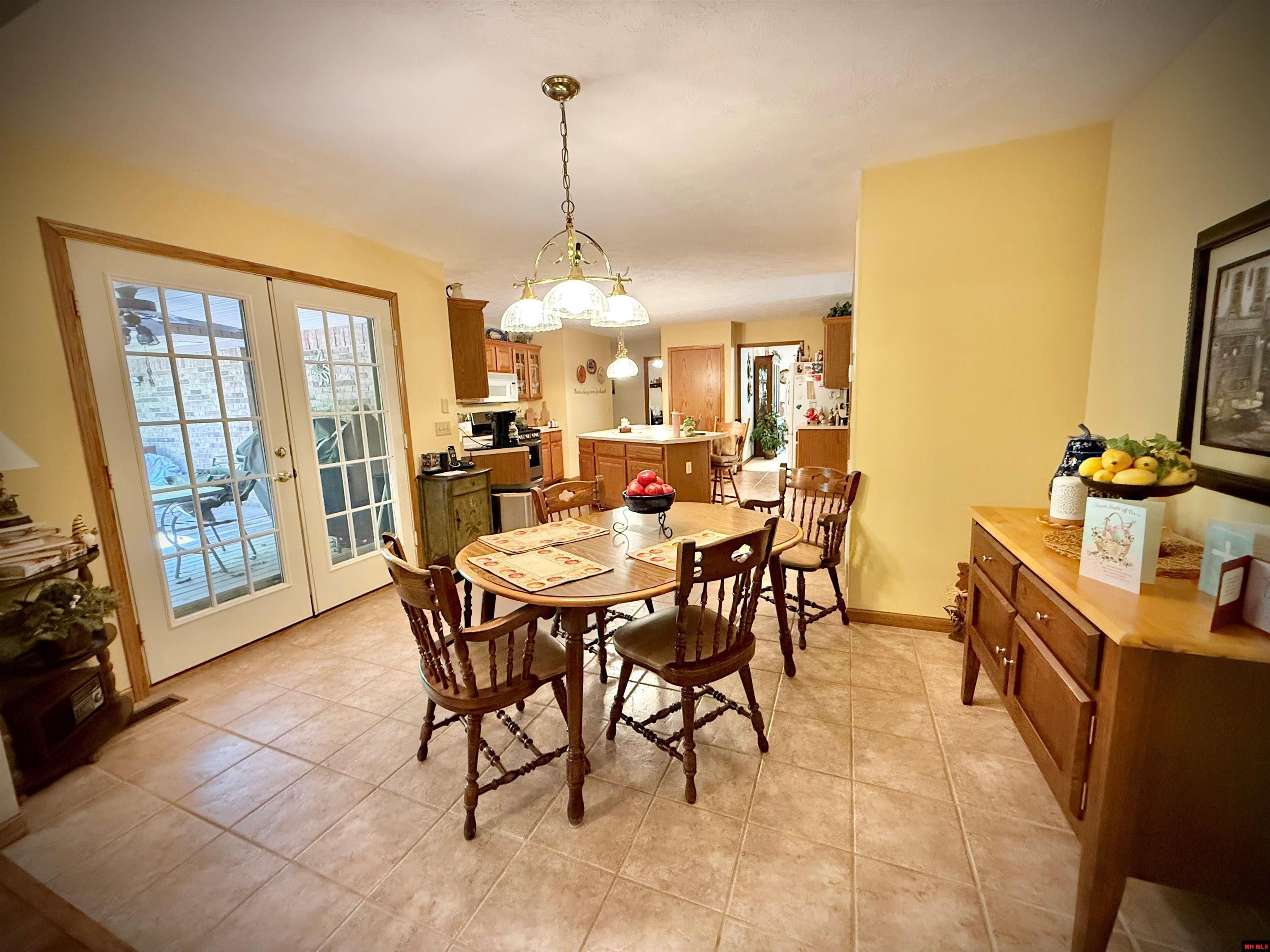 119 Woodcreek Court