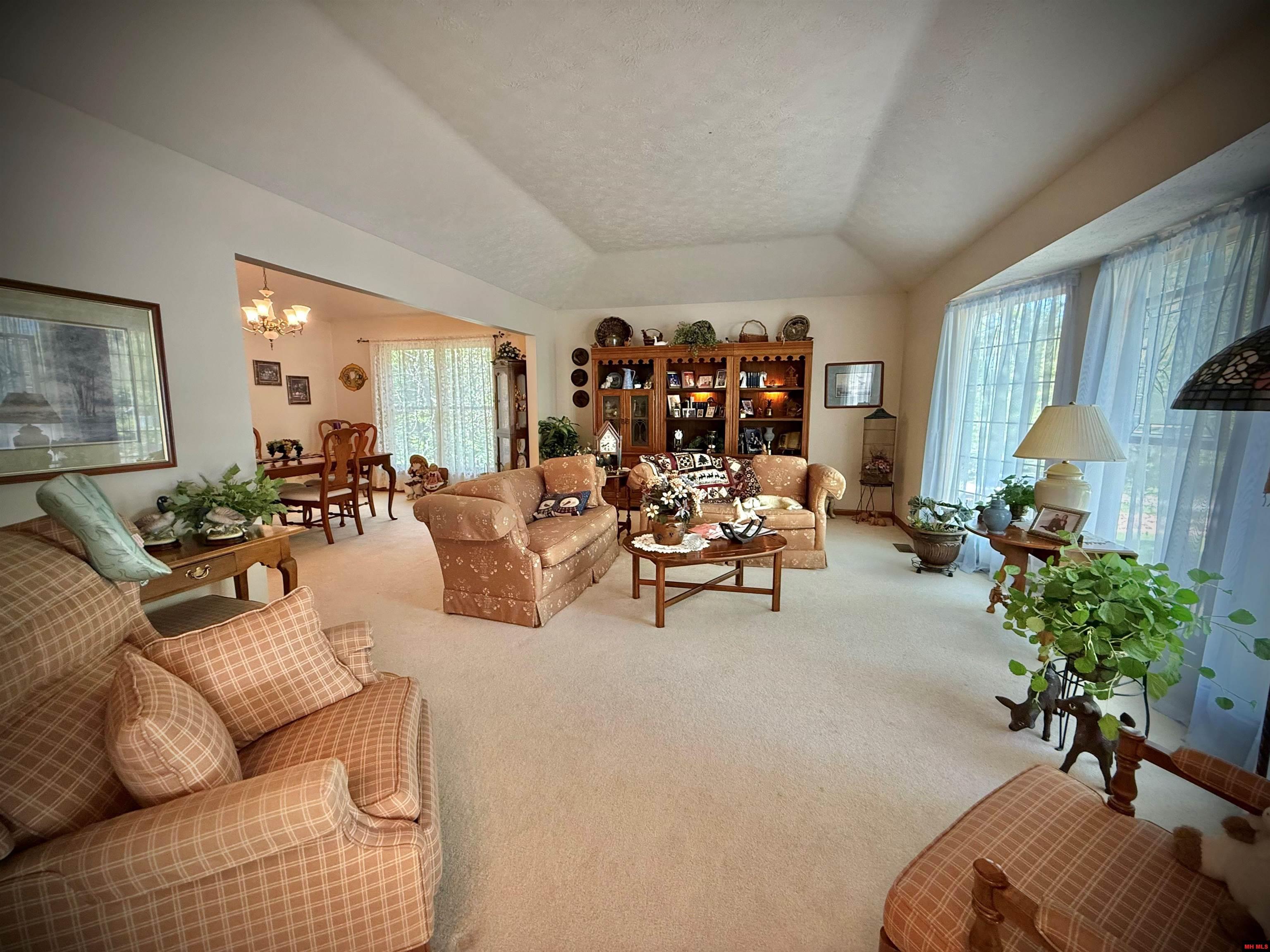 119 Woodcreek Court