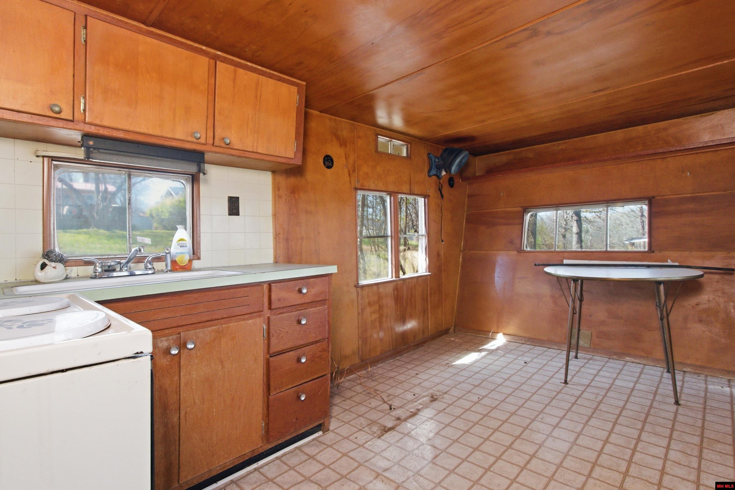 347 MAIN STREET Peel, AR 72668