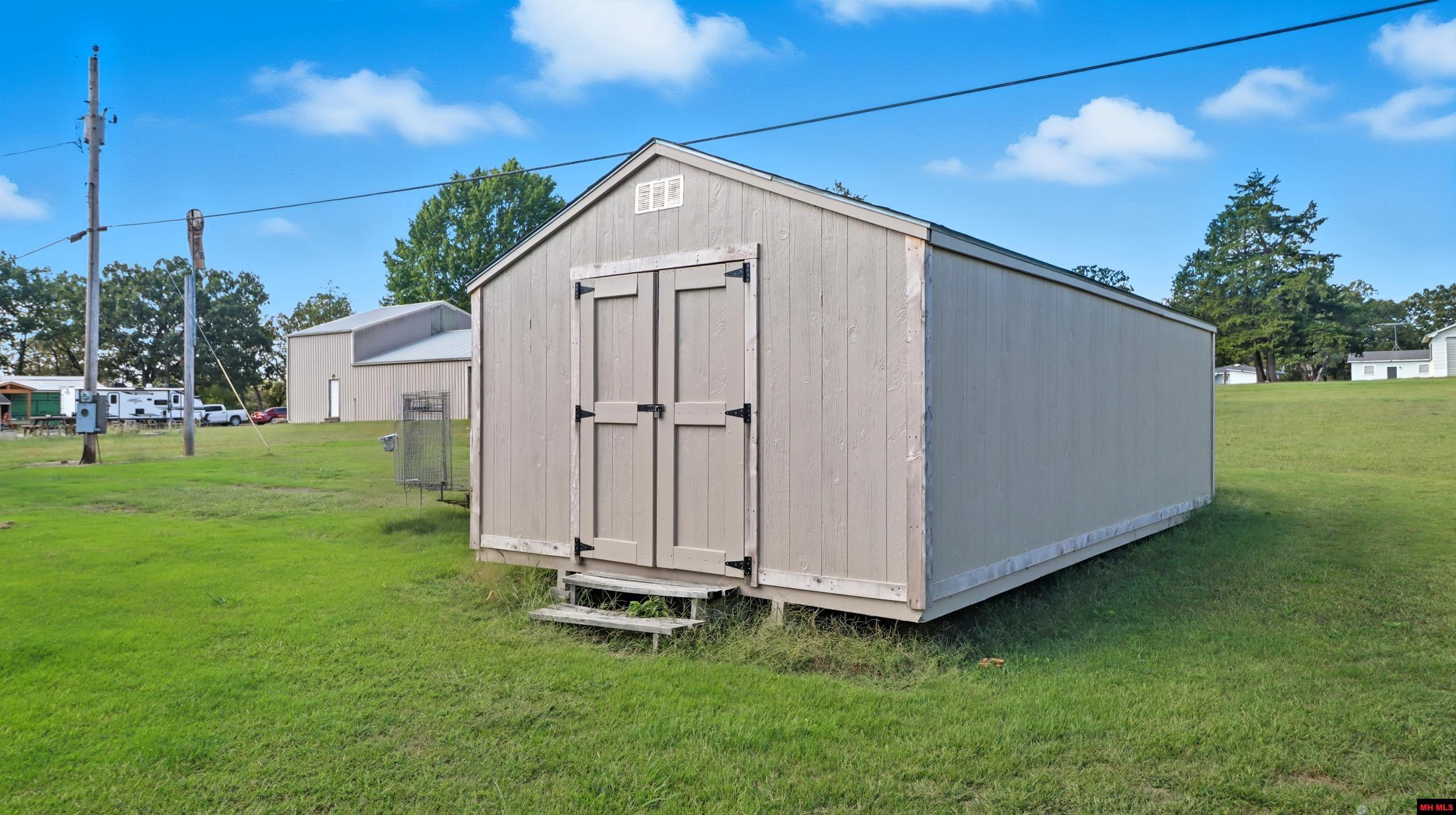 1054 KALIJAH ROAD Protem, MO 65733