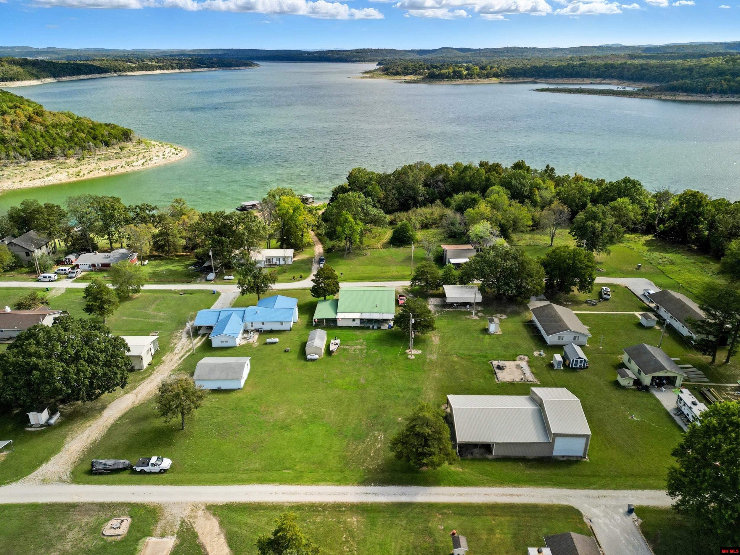 1054 KALIJAH ROAD Protem, MO 65733