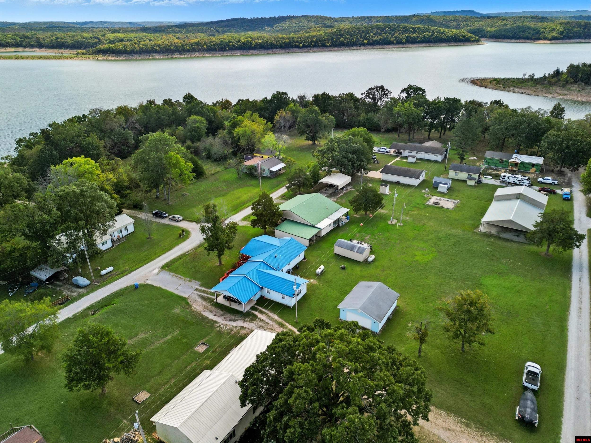 1054 KALIJAH ROAD Protem, MO 65733