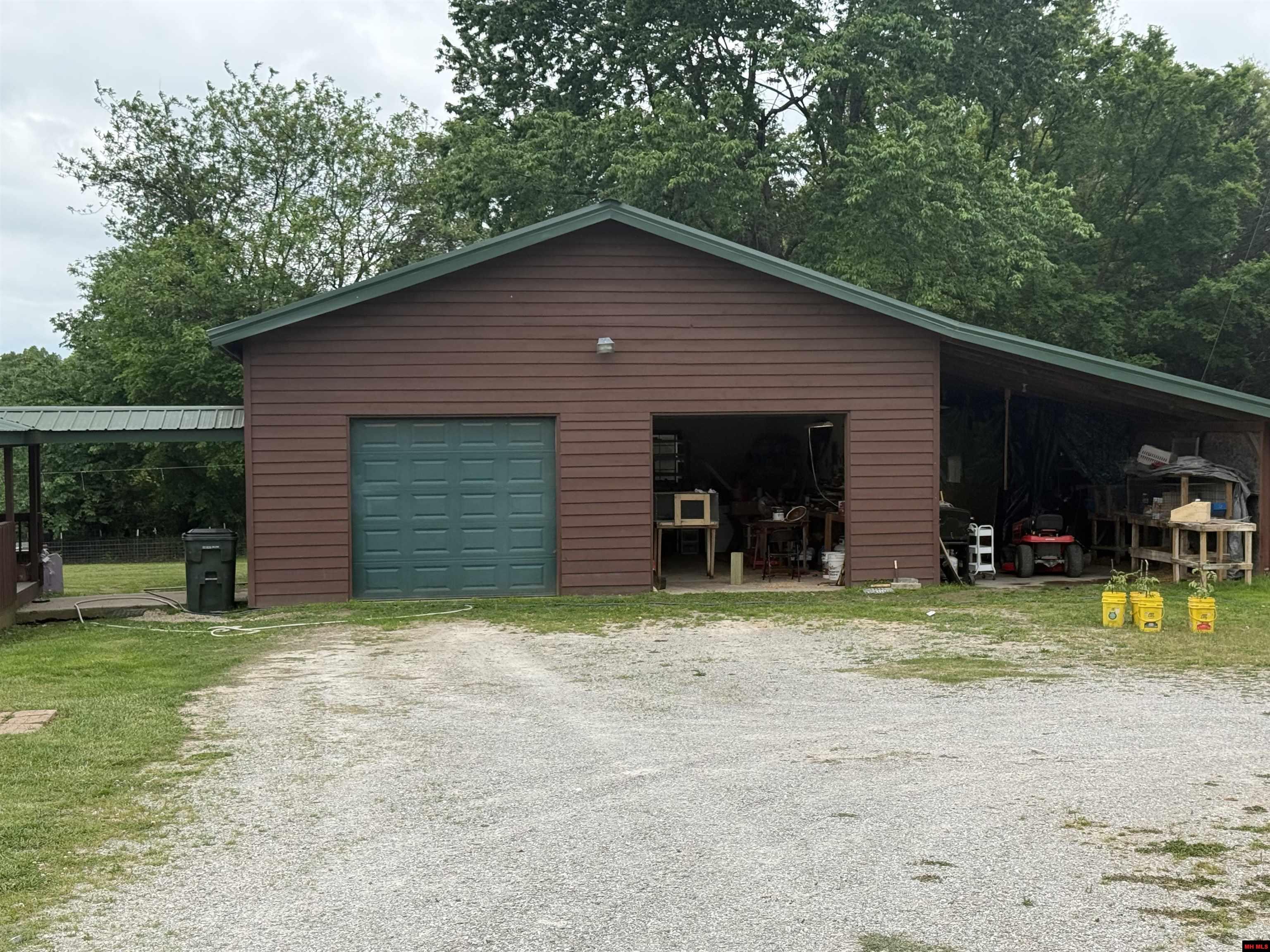 631 CR 853 Green Forest, AR 72638