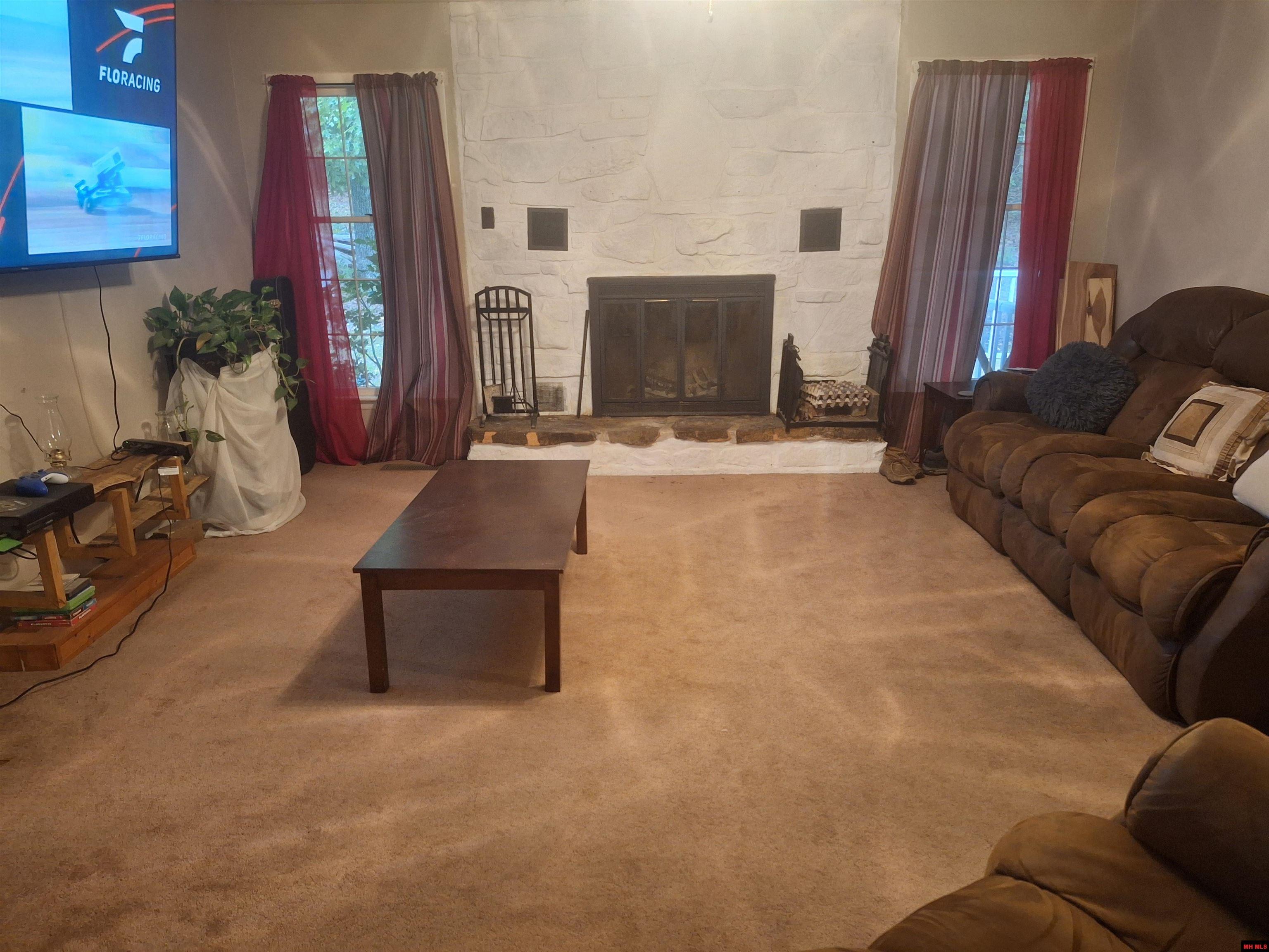 11952 HWY 14 SOUTH Yellville, AR 72687