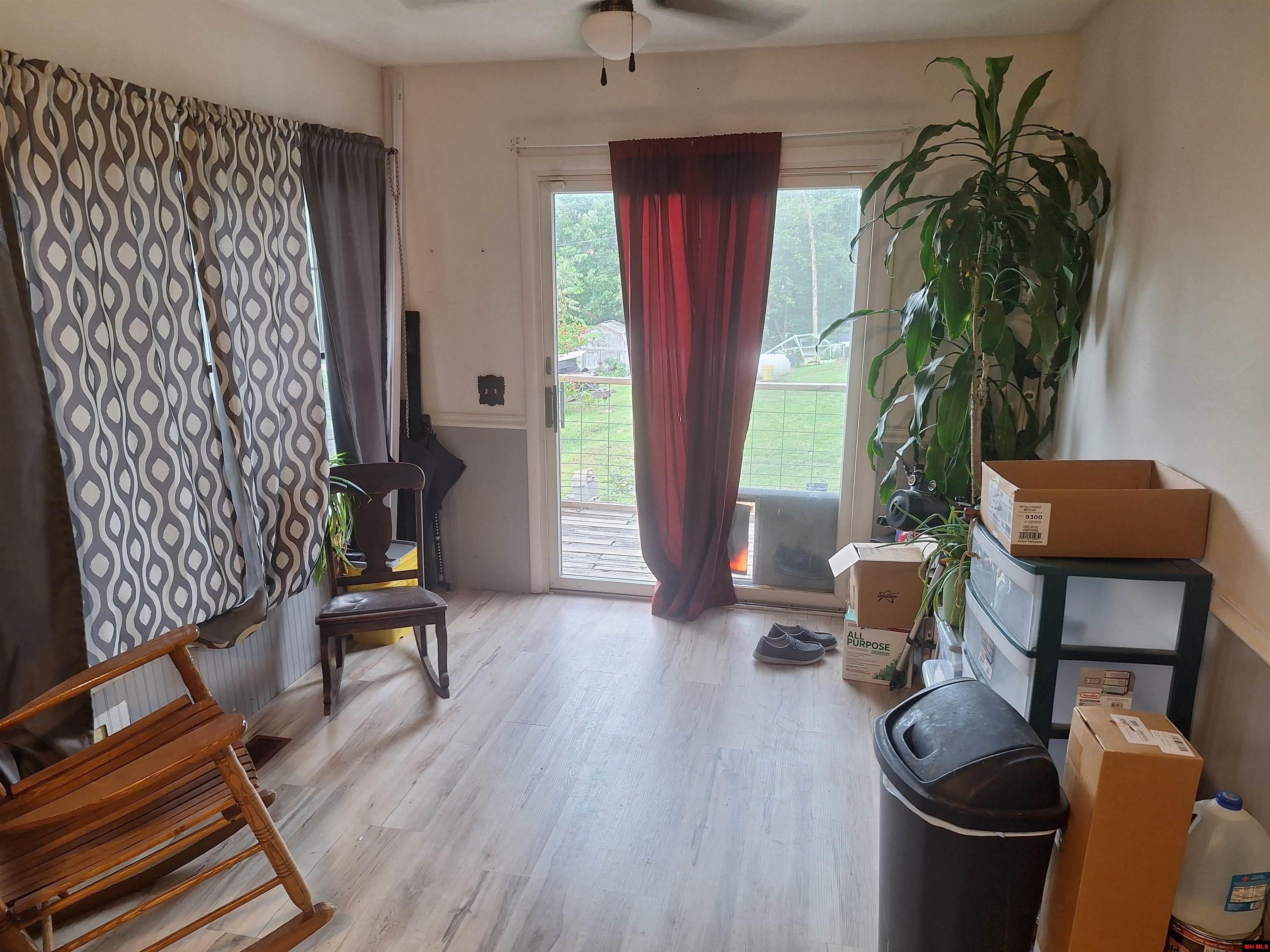 11952 HWY 14 SOUTH Yellville, AR 72687