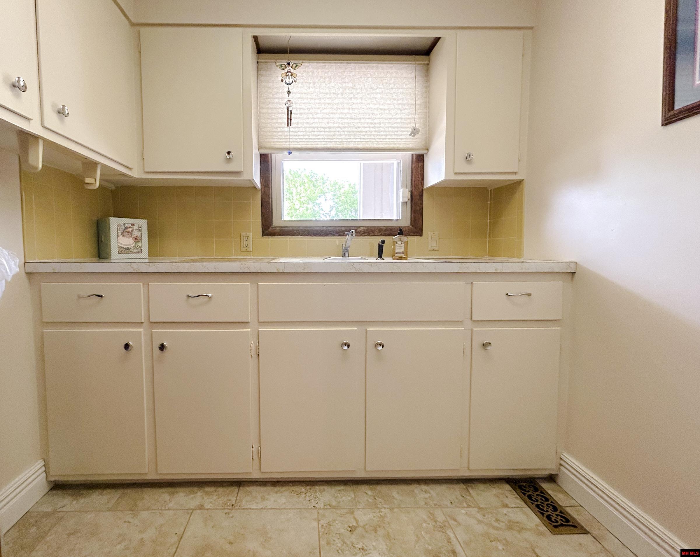 835 E 1ST STREET Mountain Home, AR 72653