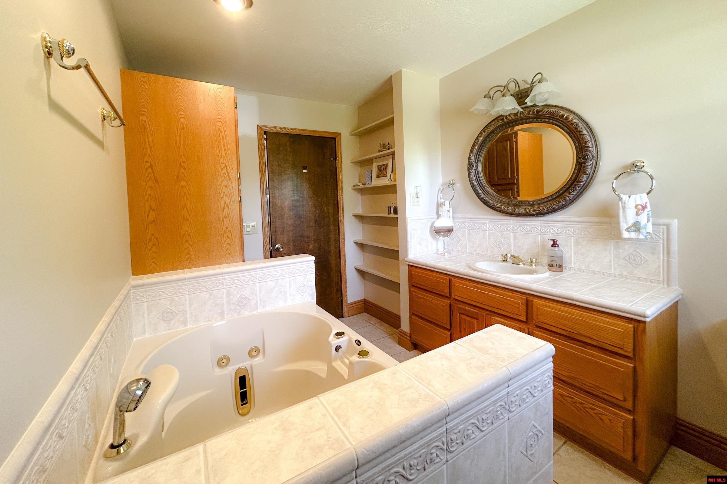 835 E 1ST STREET Mountain Home, AR 72653