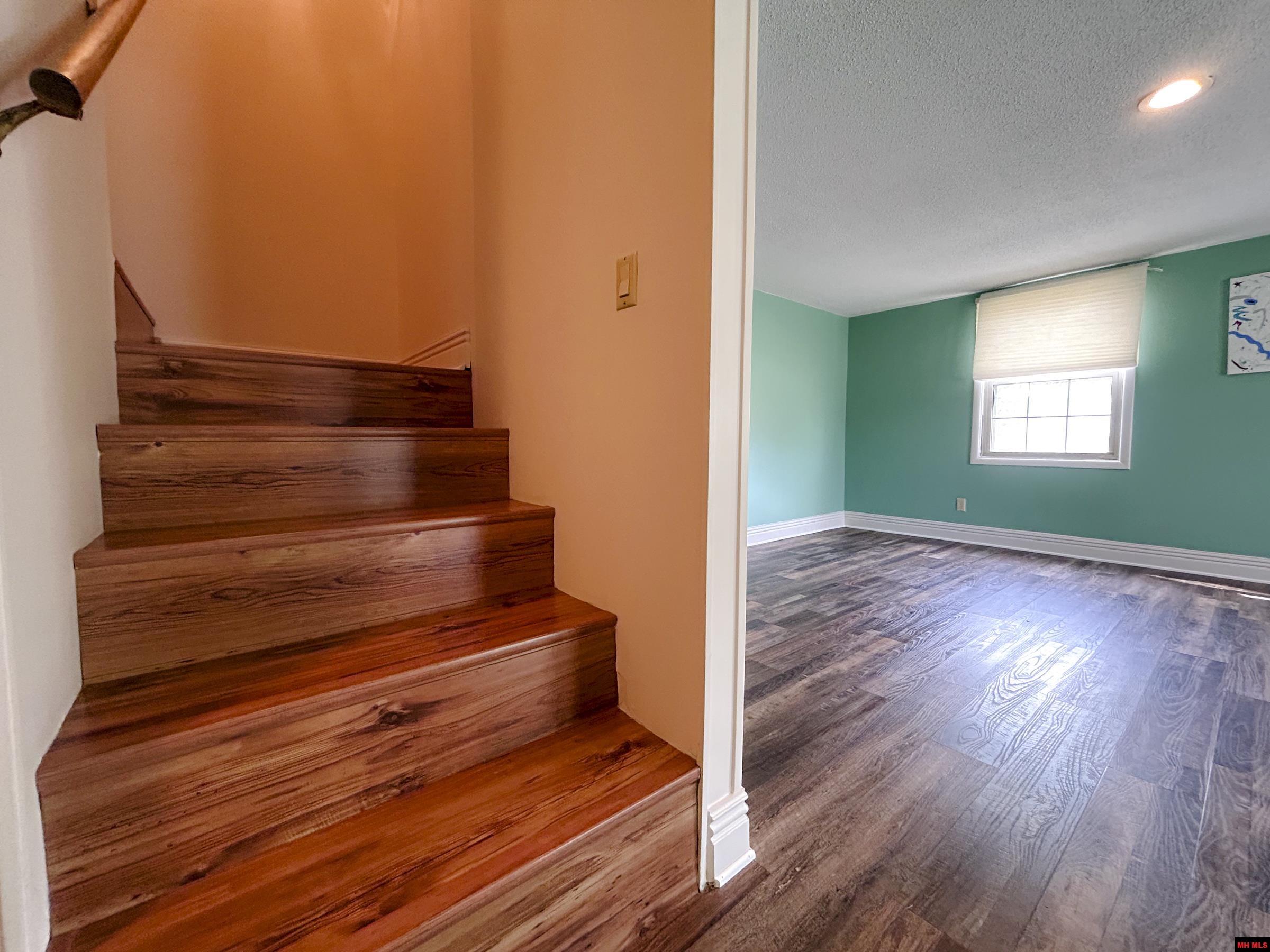 835 E 1ST STREET Mountain Home, AR 72653