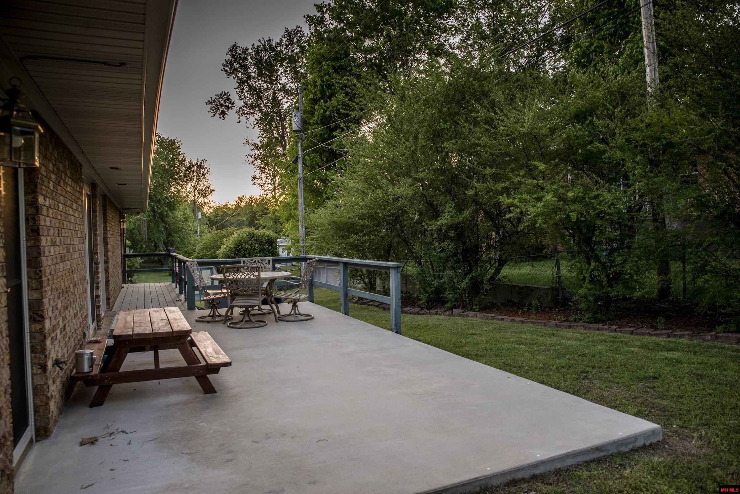 835 E 1ST STREET Mountain Home, AR 72653