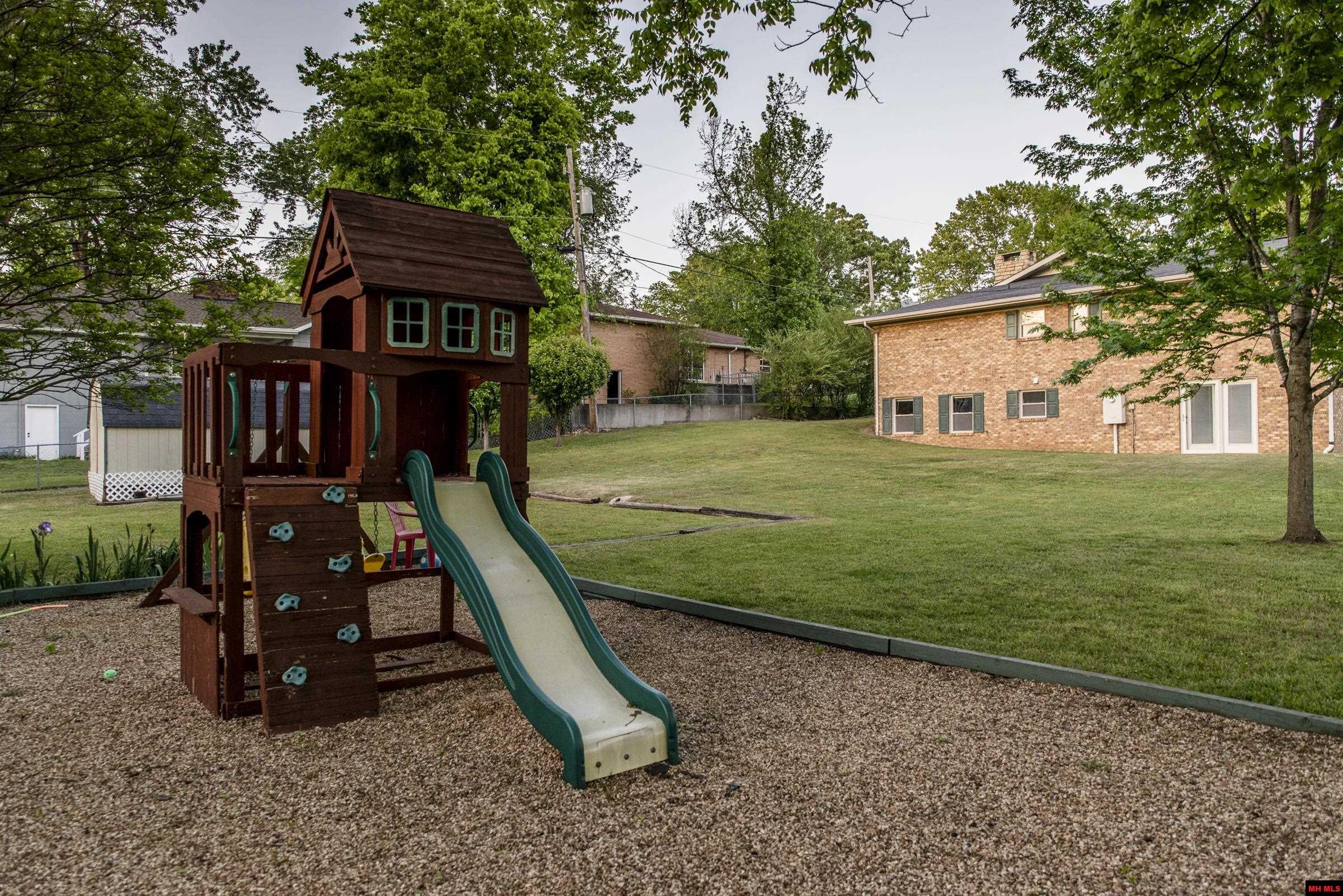 835 E 1ST STREET Mountain Home, AR 72653