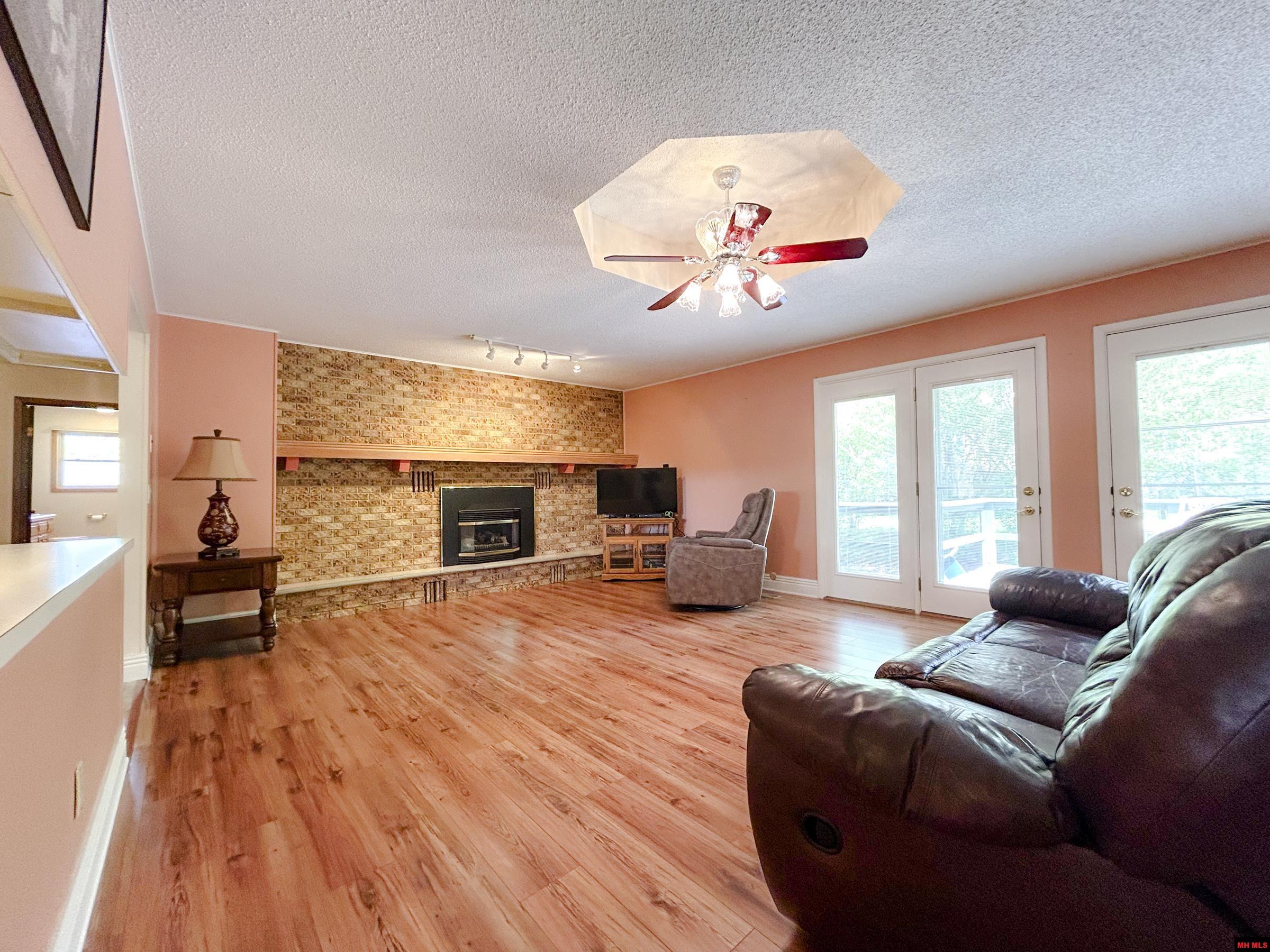 835 E 1ST STREET Mountain Home, AR 72653
