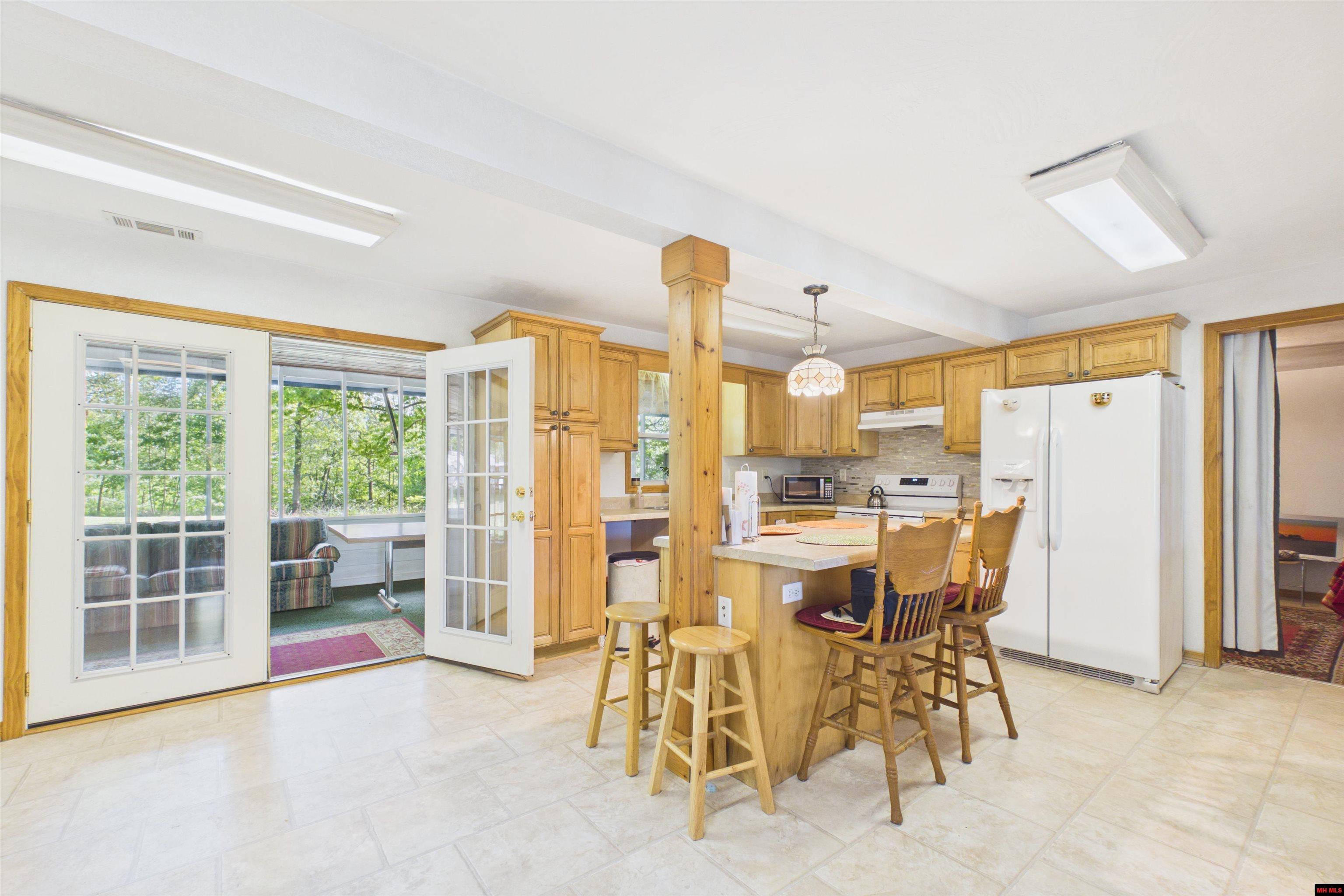 58 FAWN RIDGE DRIVE Midway, AR 72651