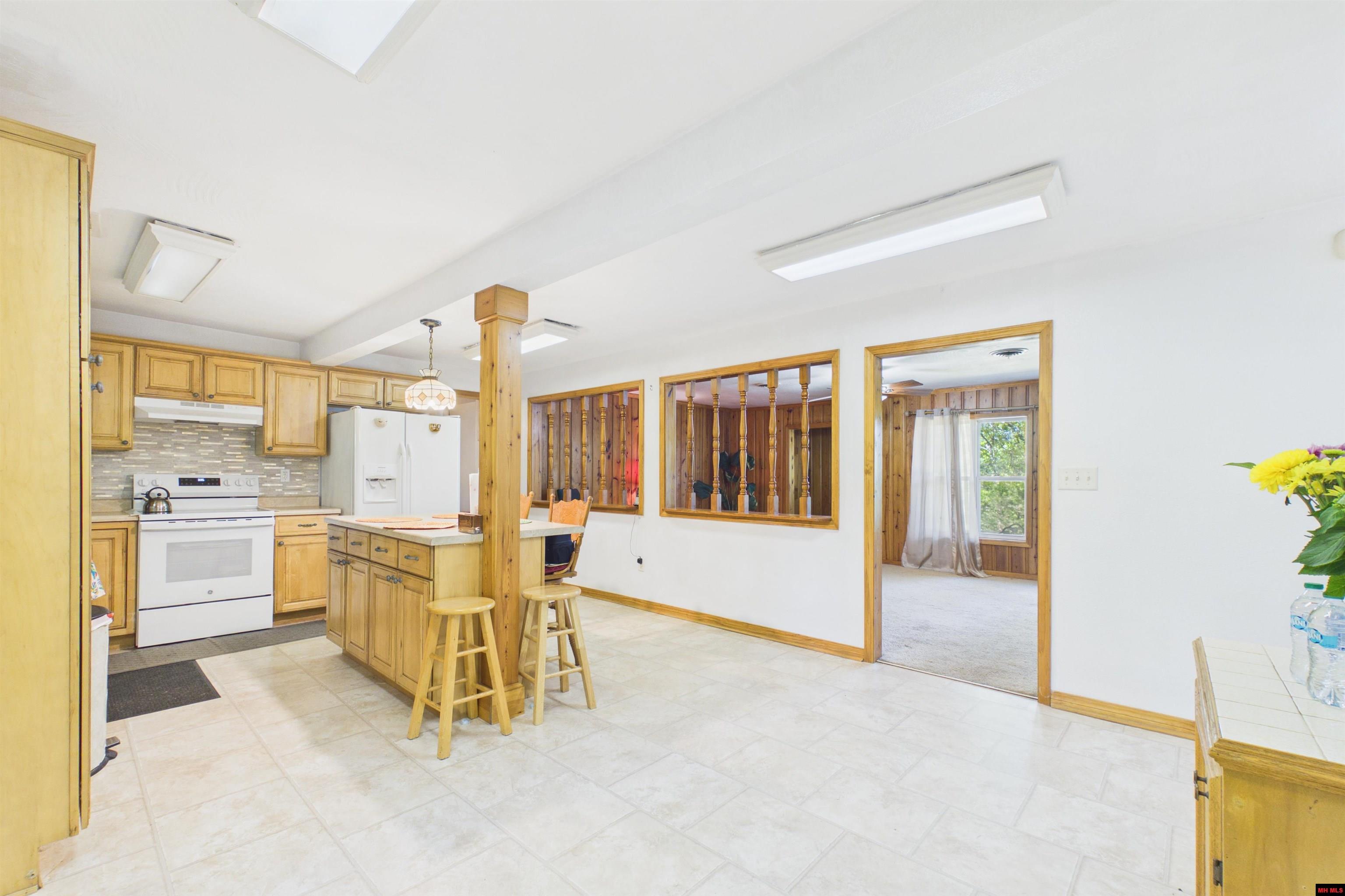 58 FAWN RIDGE DRIVE Midway, AR 72651