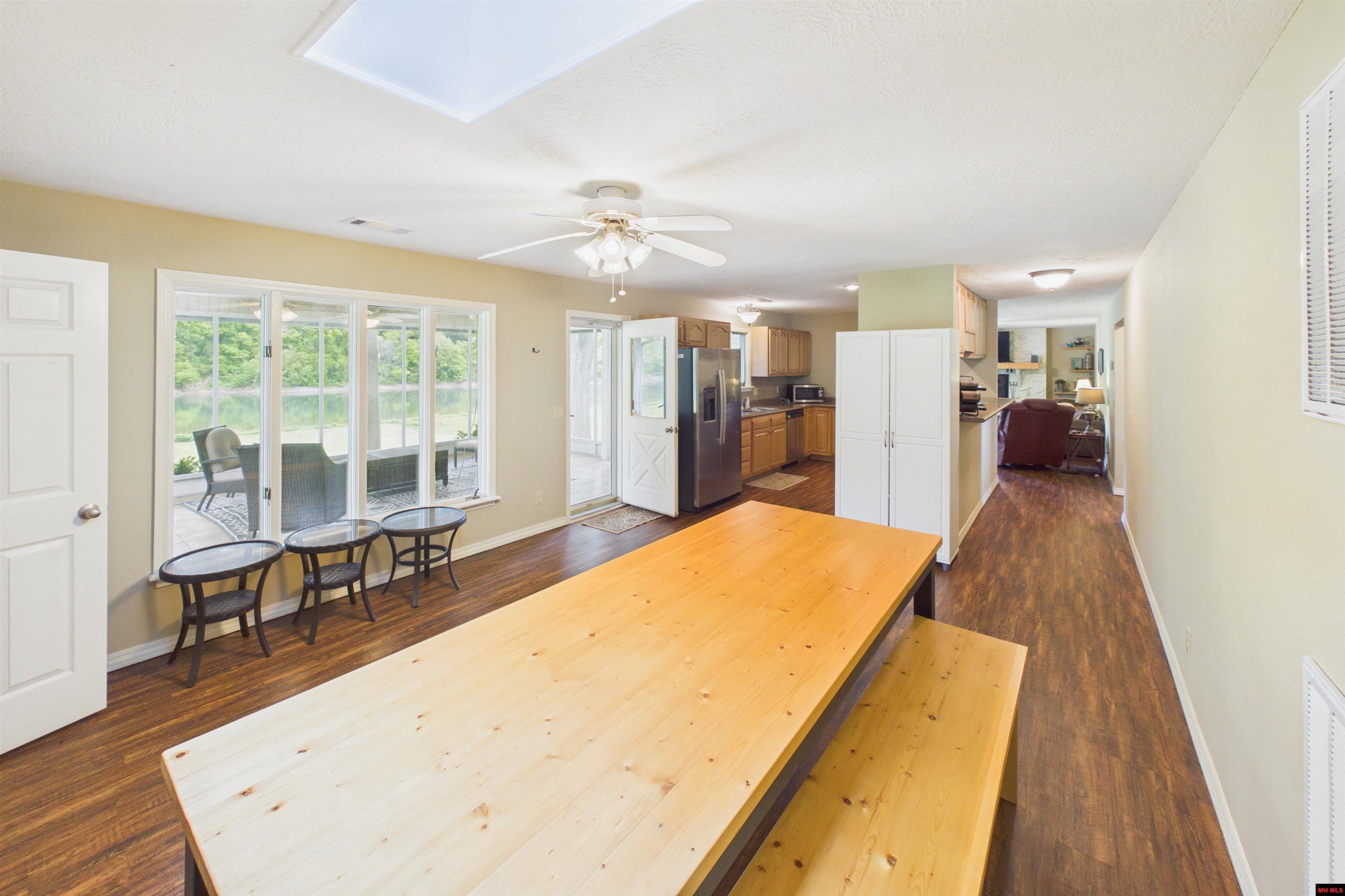 2796 RIVERVIEW DRIVE Norfork, AR 72658