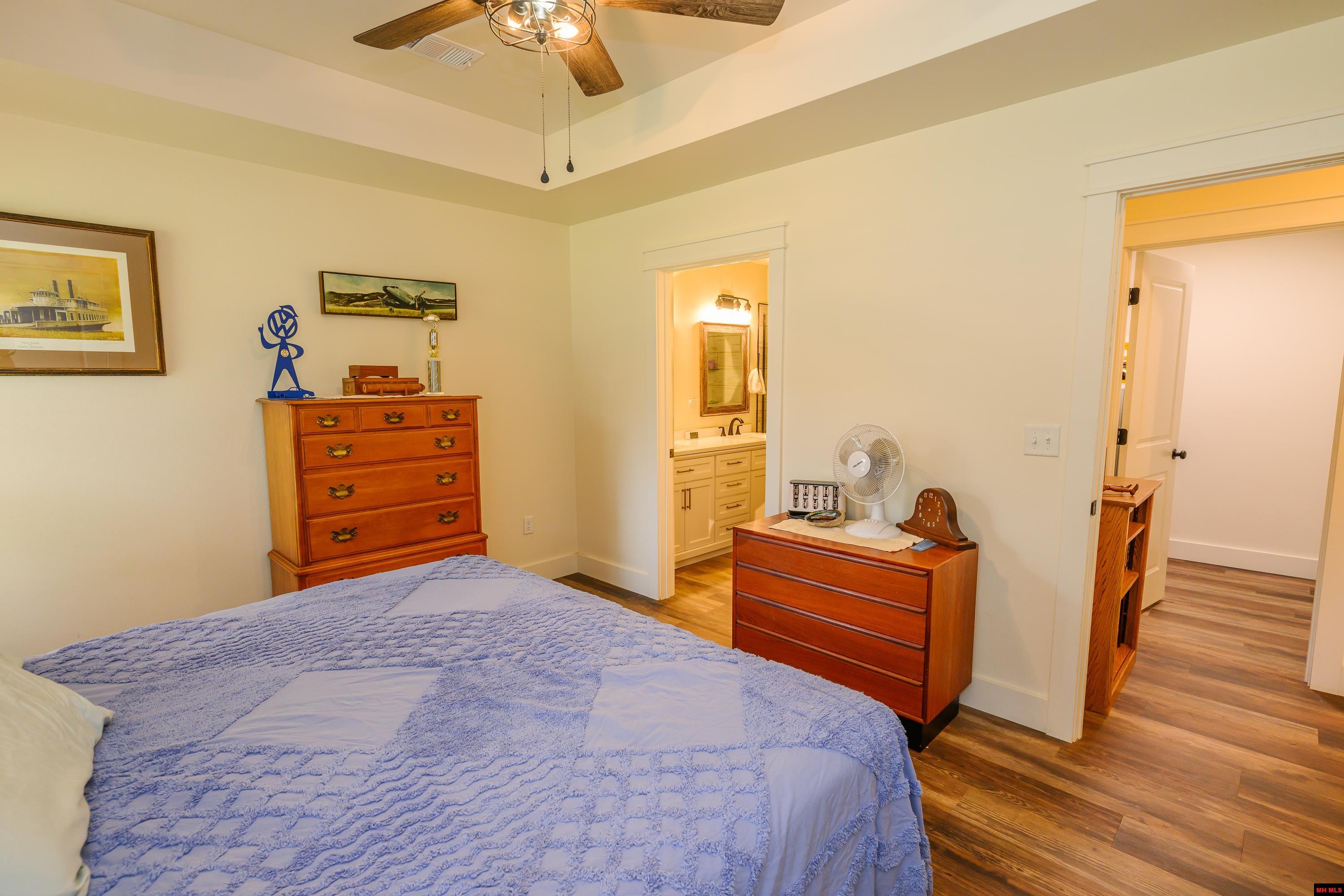 126 WINTERVIEW Bull Shoals, AR
