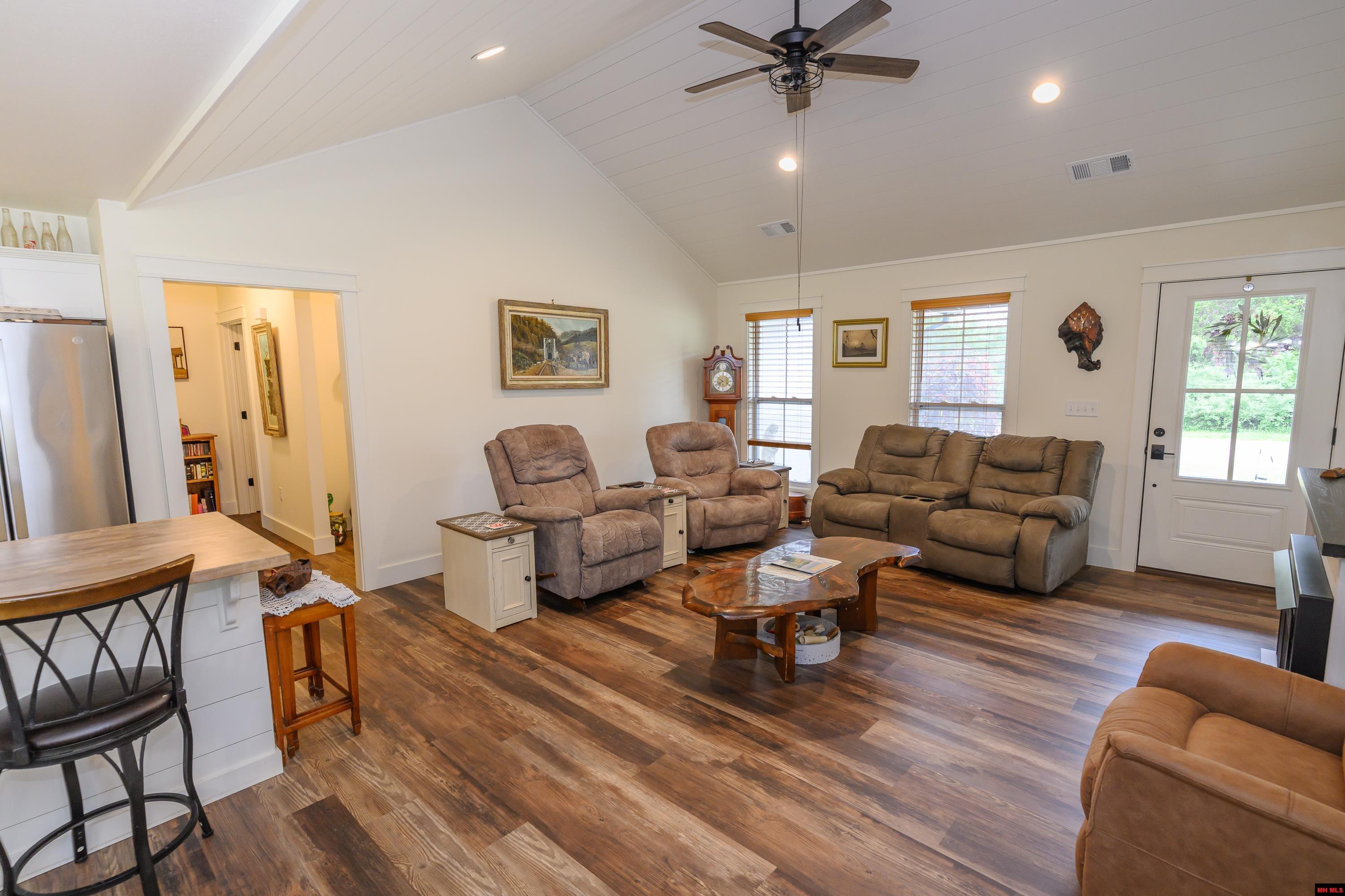 126 WINTERVIEW Bull Shoals, AR