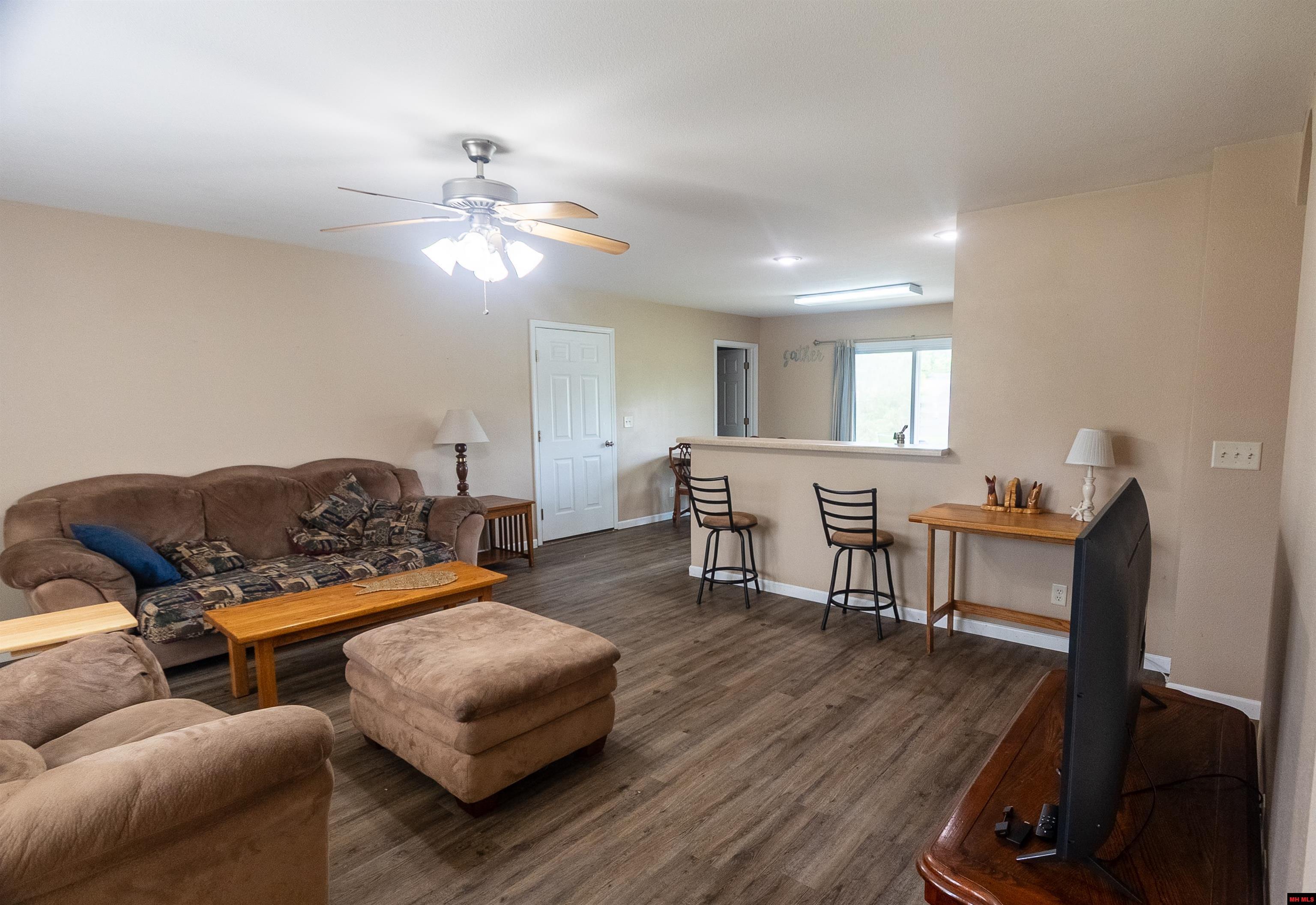 508 CORA DRIVE Gassville, AR 72635