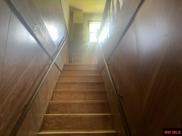 11125 HWY 14 NORTH Yellville, AR 72687-0000